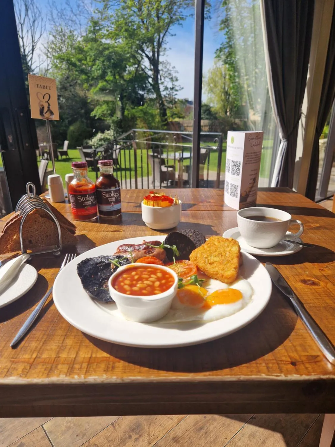 Breakfast in The Riverside House Hotel