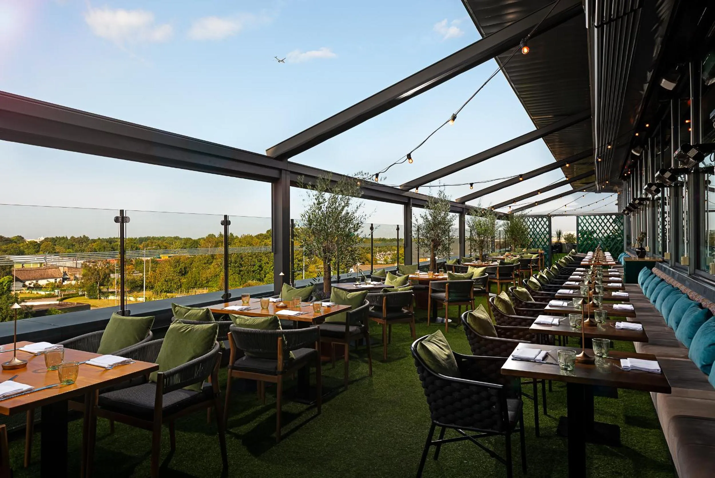 Restaurant/places to eat in Carlton Hotel Dublin Airport