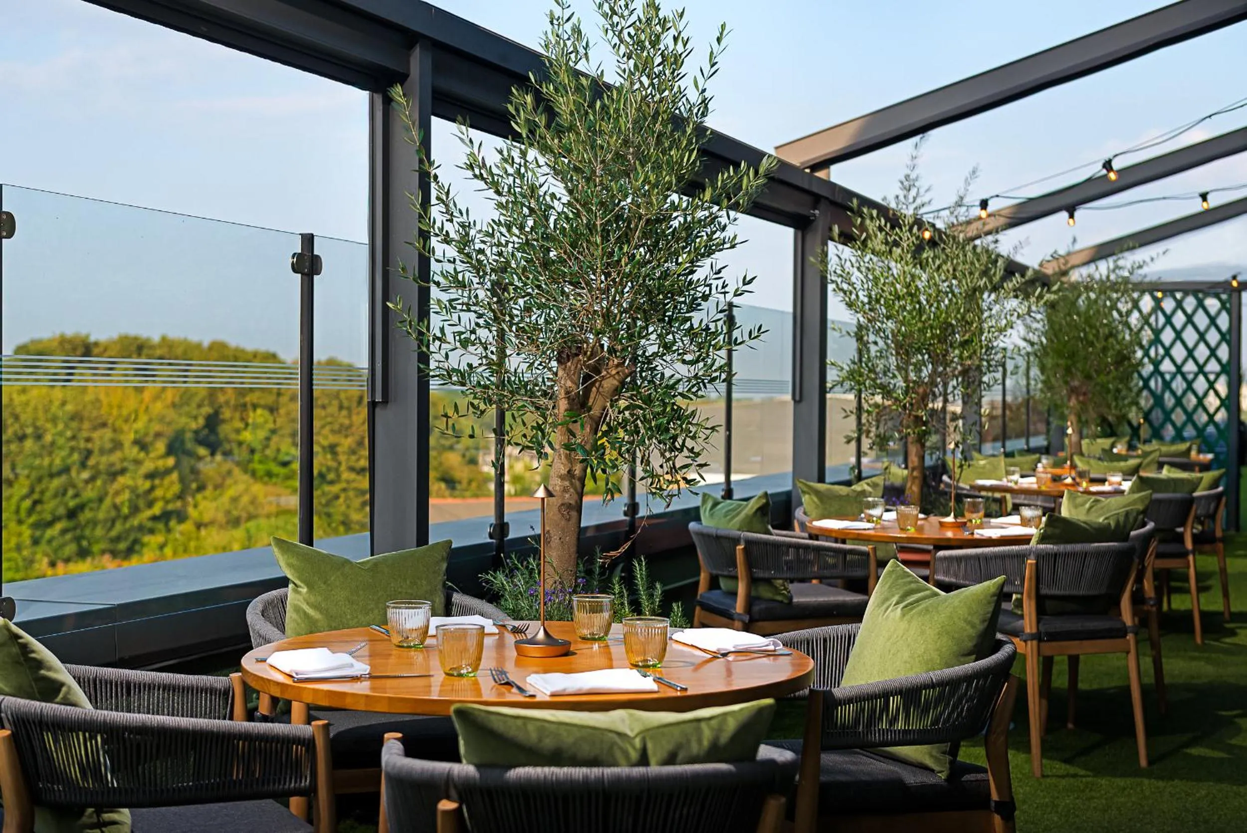 Restaurant/places to eat in Carlton Hotel Dublin Airport