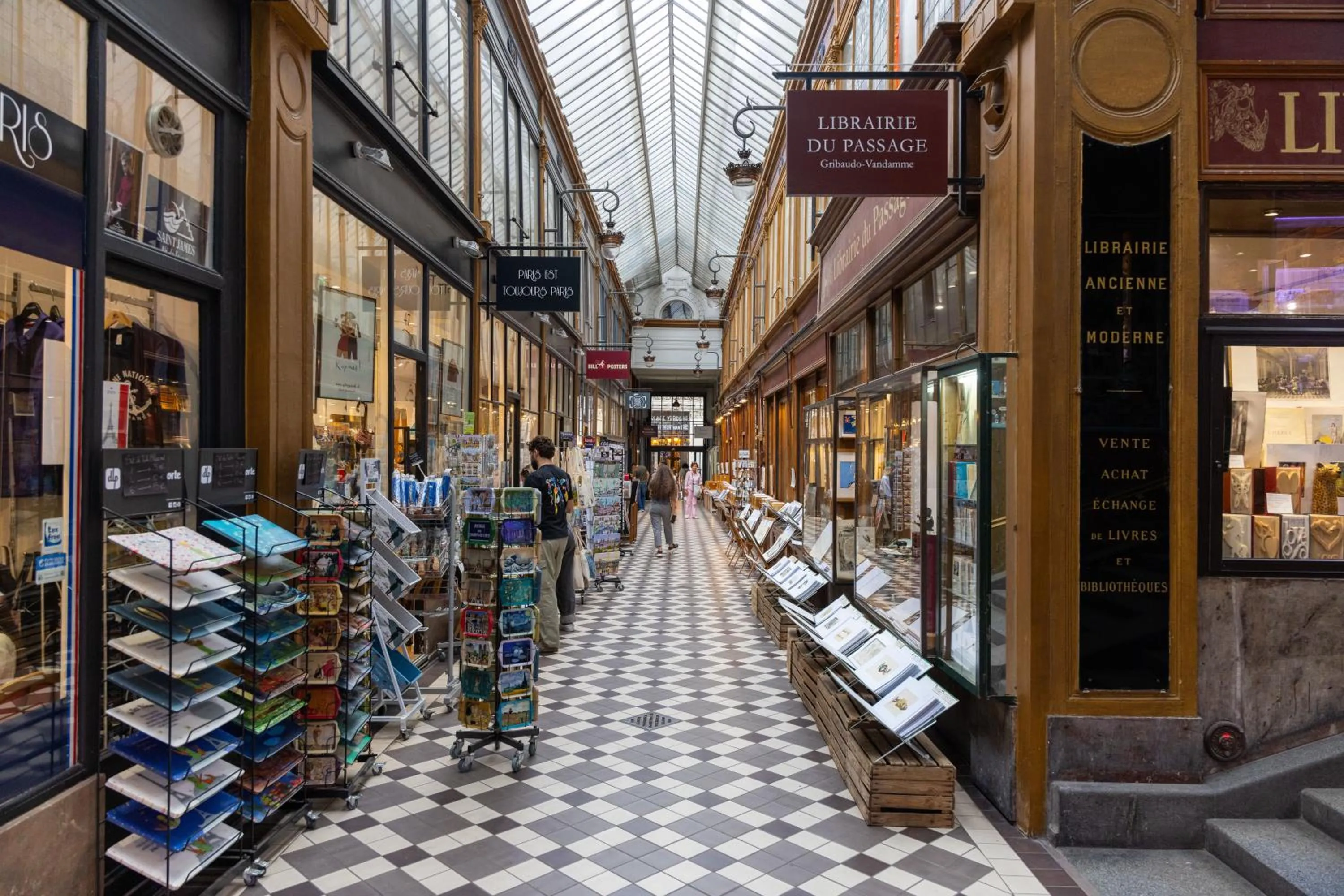 Neighbourhood in Korner Opera