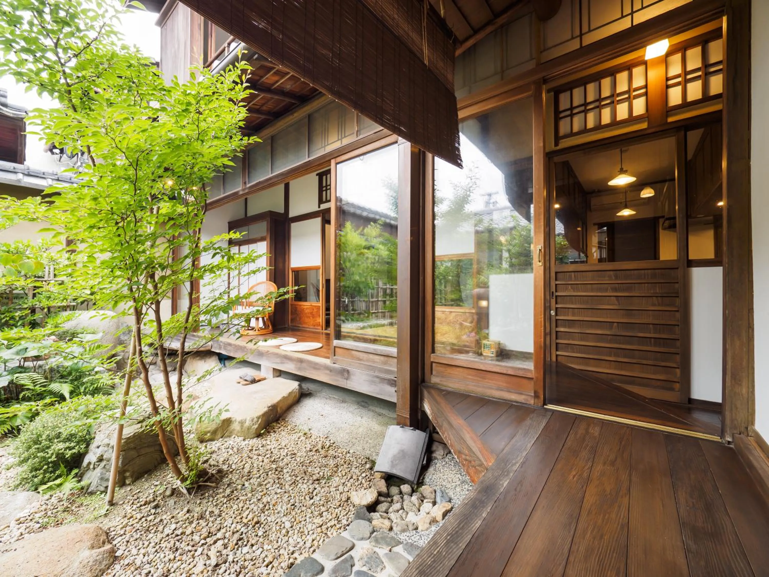 Inase Otsu Machiya Bed and Breakfast