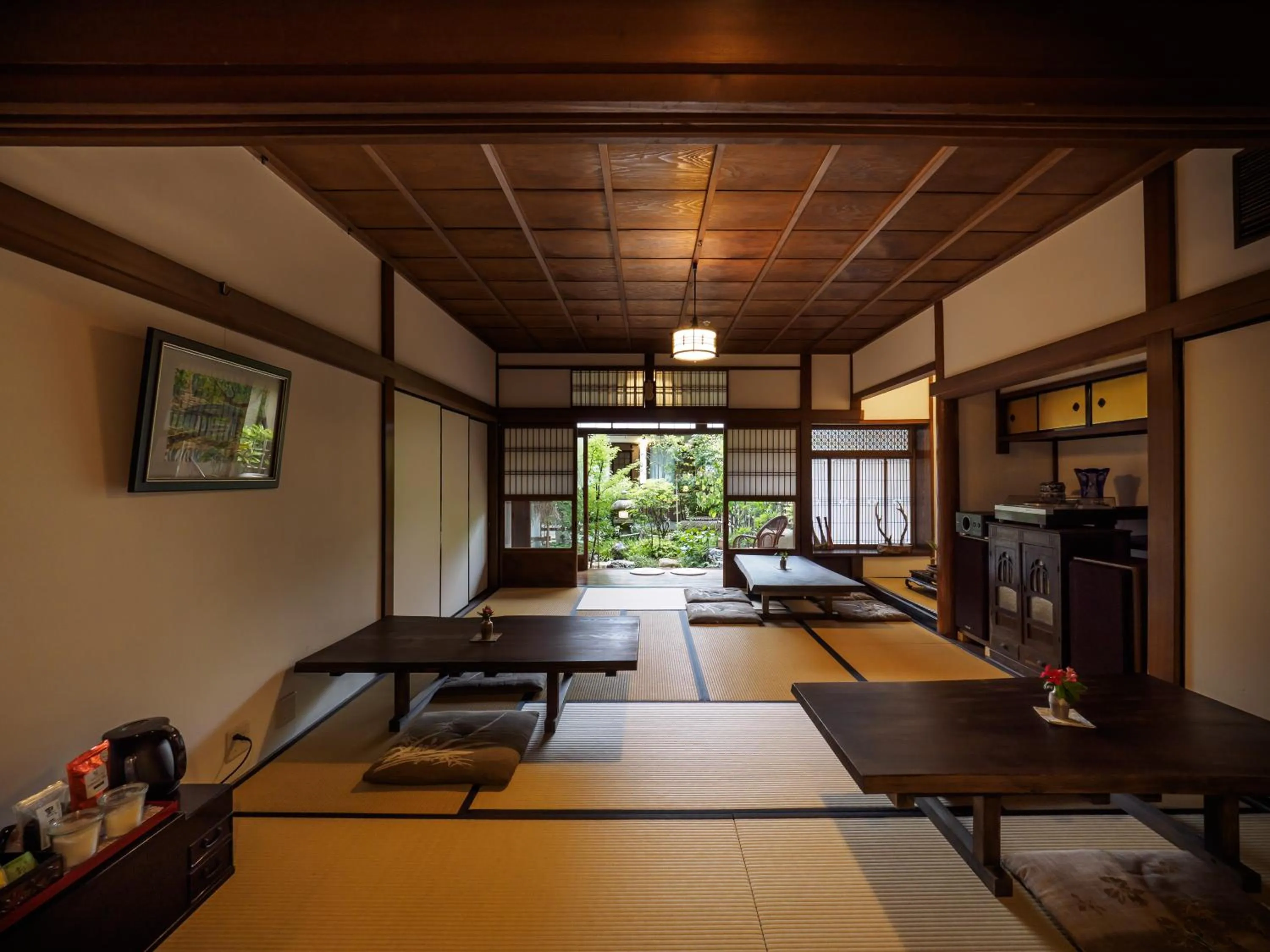 Inase Otsu Machiya Bed and Breakfast