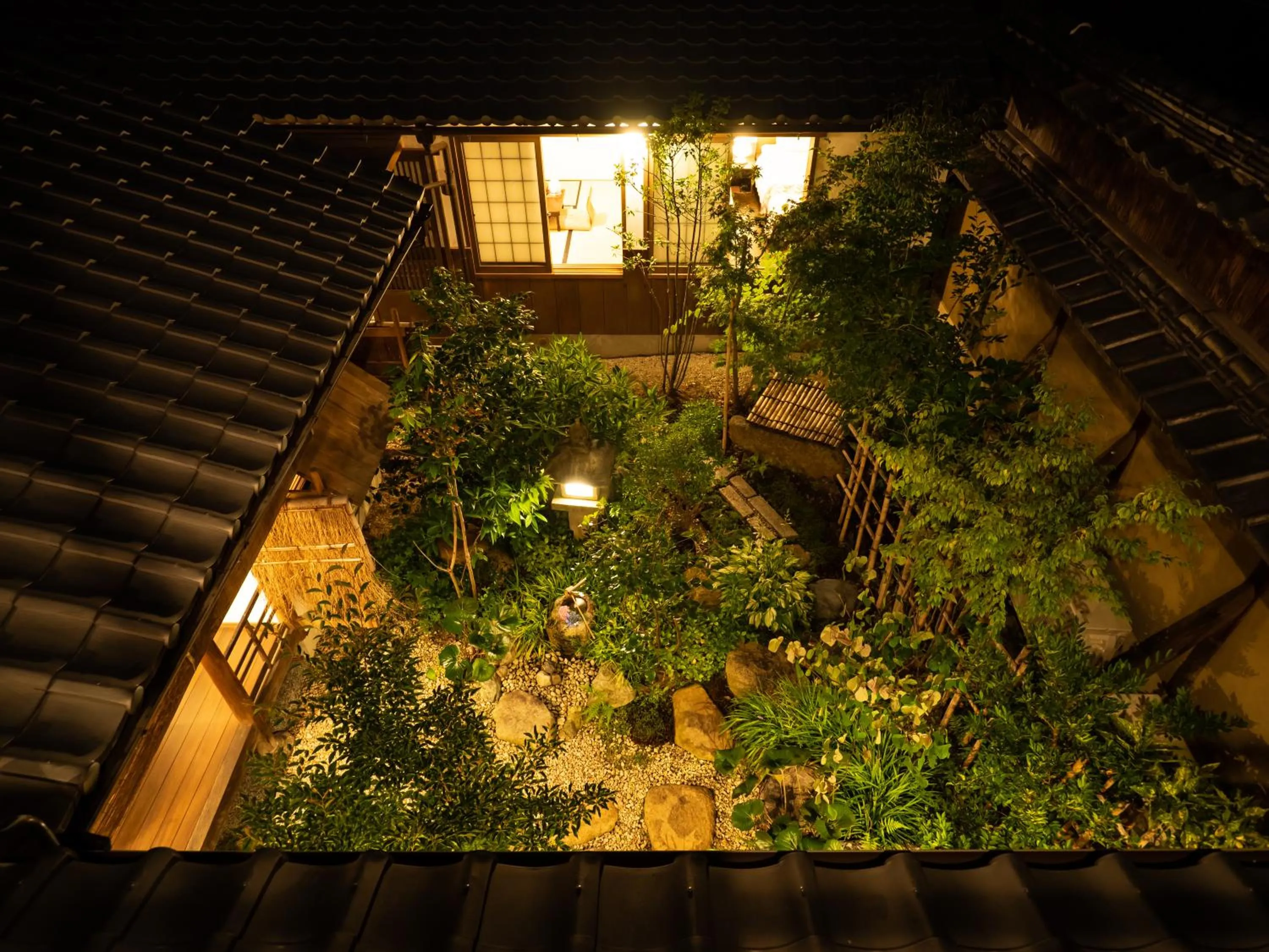 Inase Otsu Machiya Bed and Breakfast