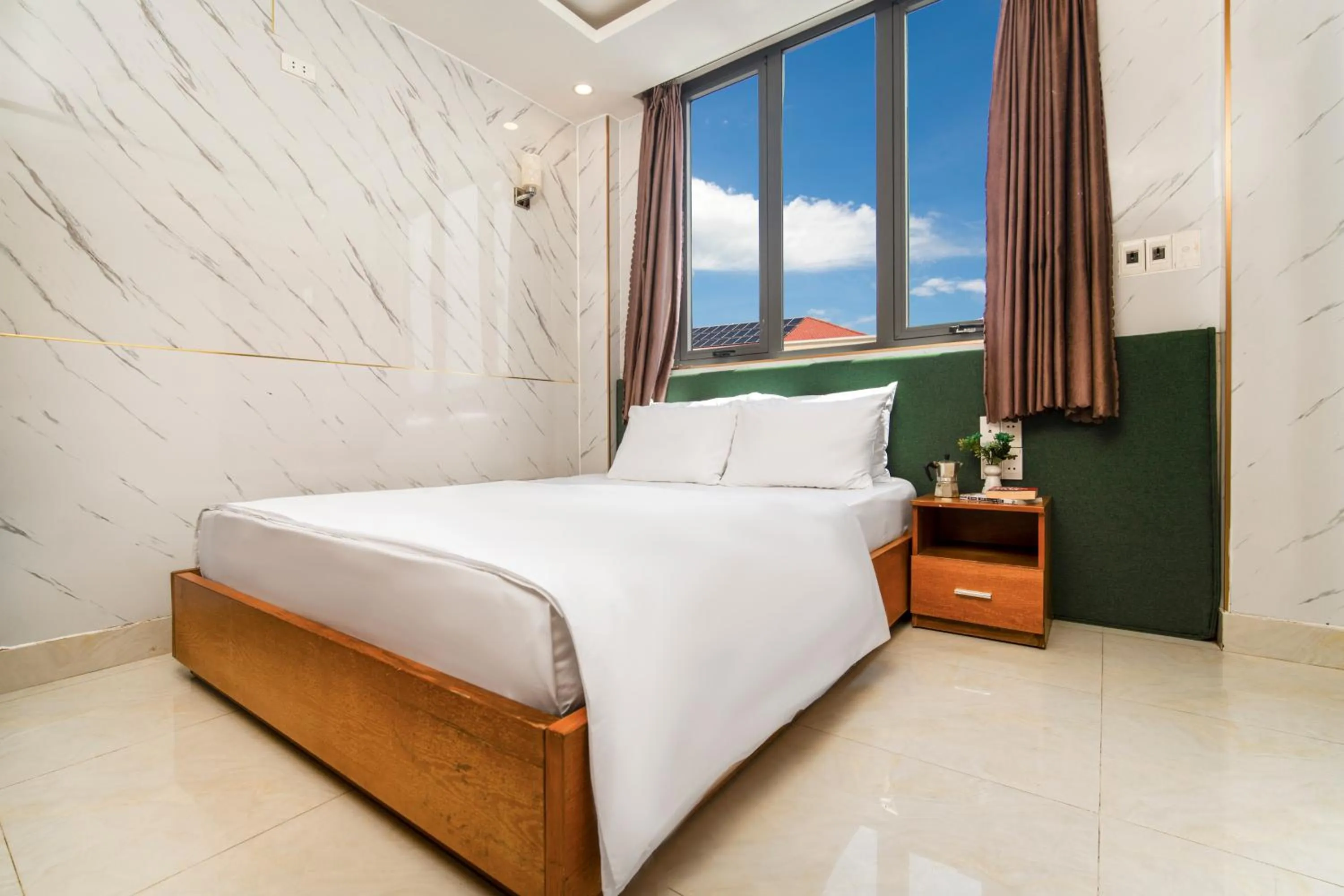 Bed in Trang Ngan Hotel by THG