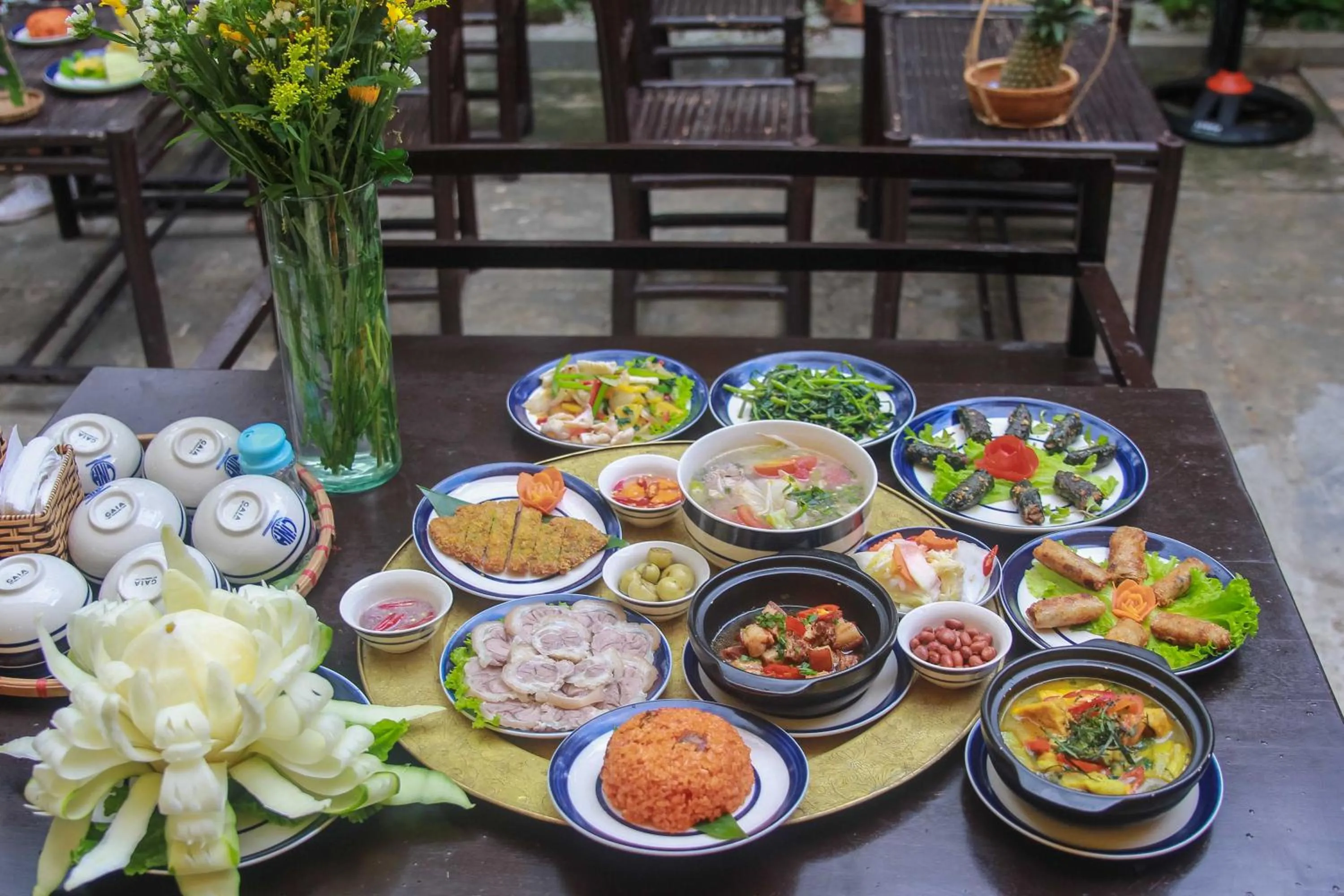 Restaurant/places to eat in Trang Ngan Hotel by THG