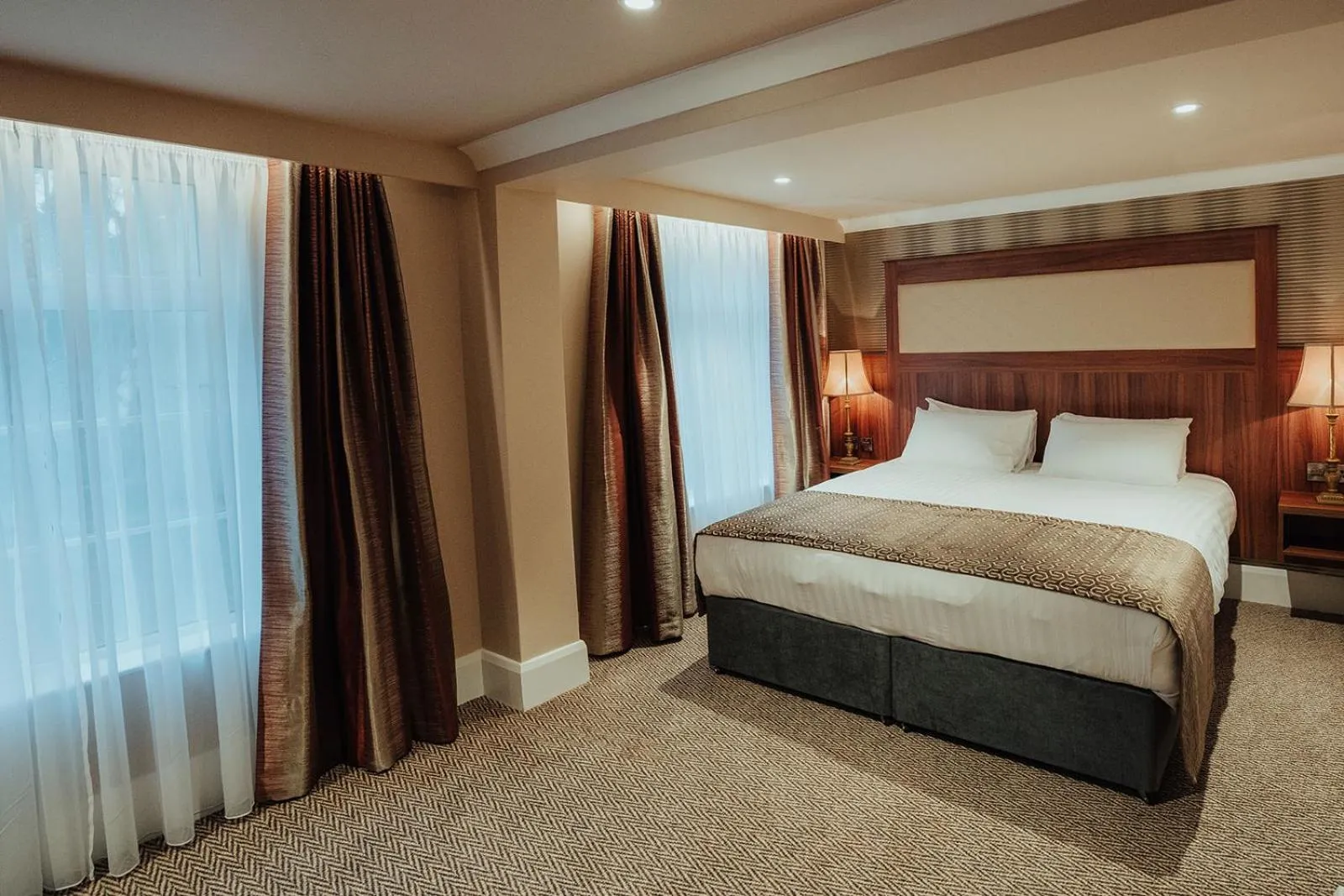 Bed in Dunadry Hotel And Gardens