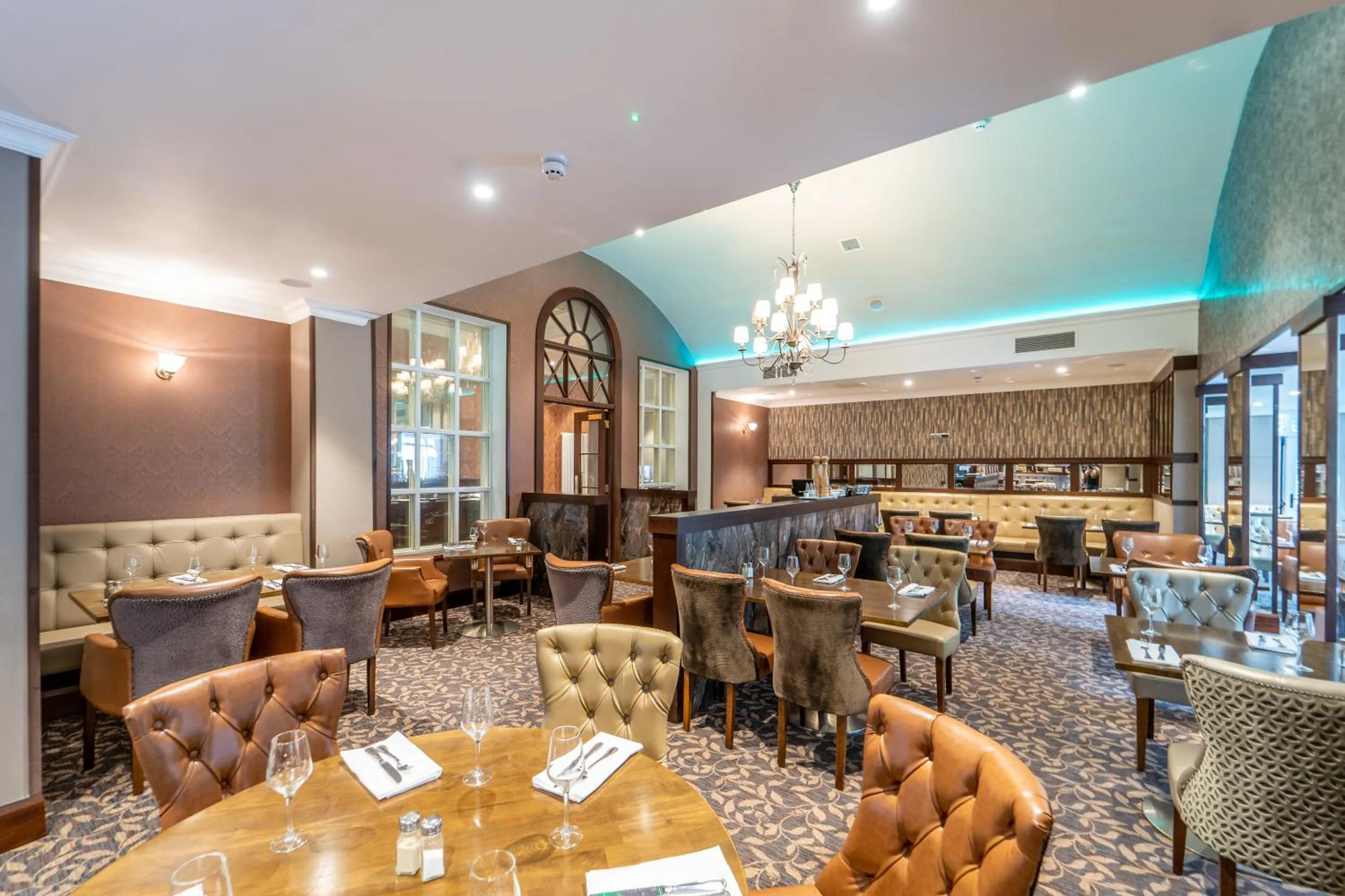 Restaurant/places to eat in Dunadry Hotel And Gardens