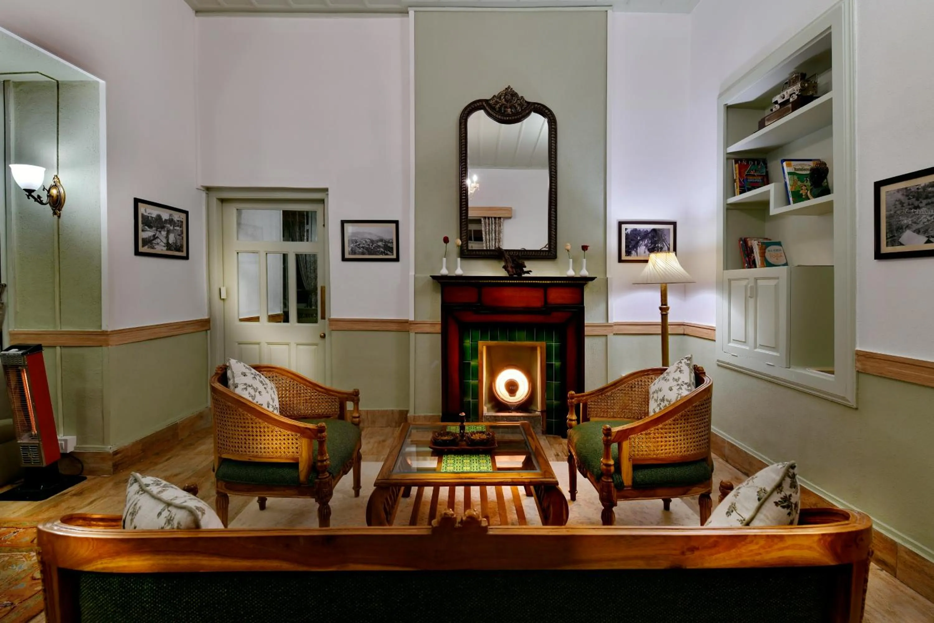 Restaurant/places to eat in Brij Villa, Dalhousie - A Colonial Luxury Retreat