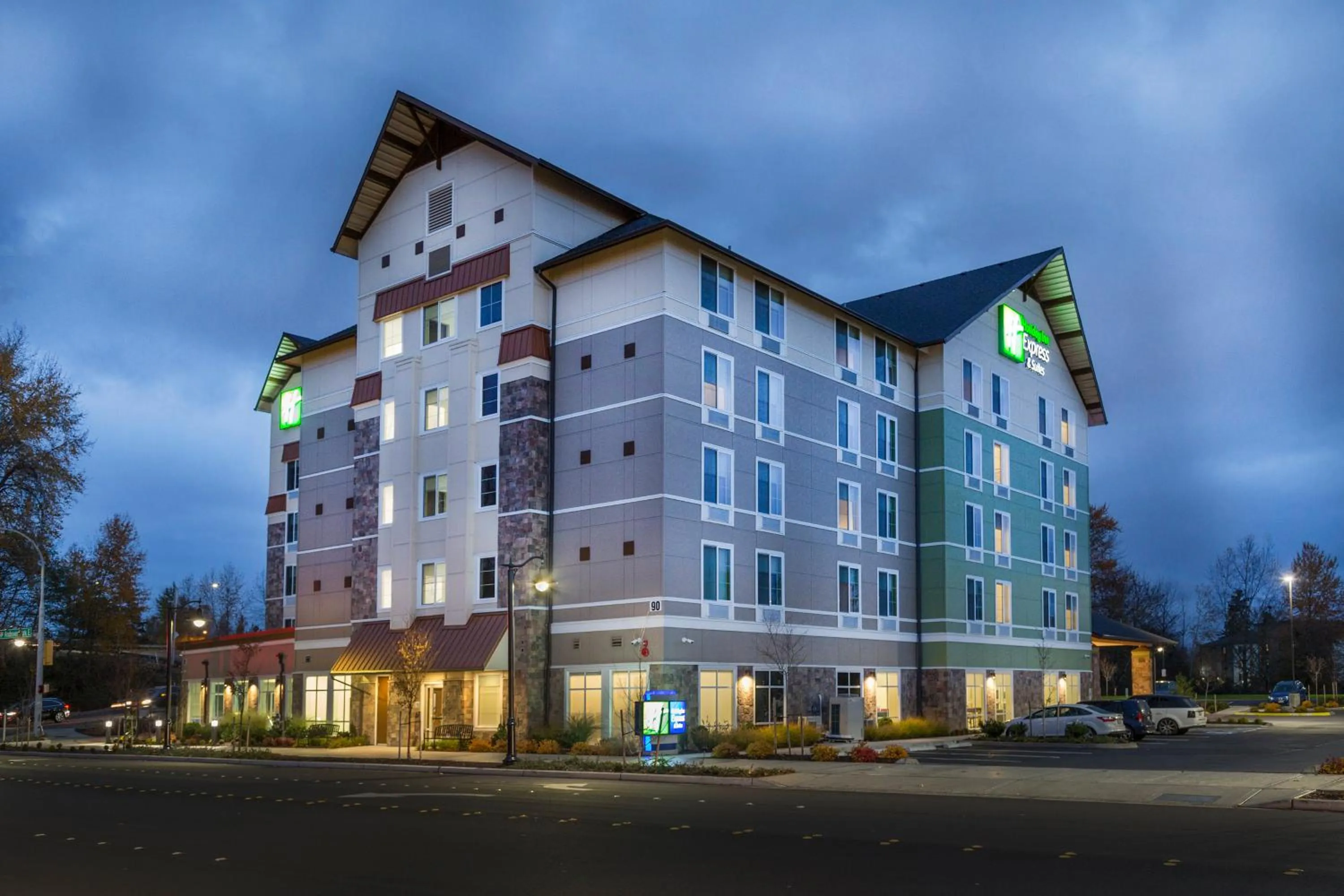 Property building in Holiday Inn Express & Suites - Seattle South - Tukwila by IHG