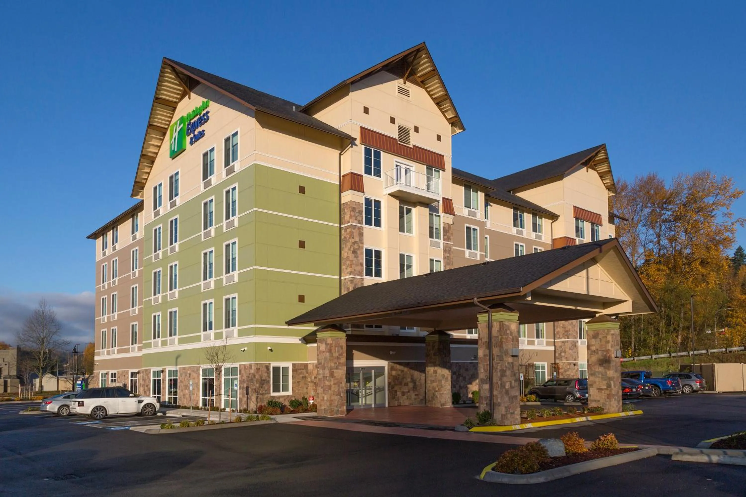 Property building in Holiday Inn Express & Suites - Seattle South - Tukwila by IHG