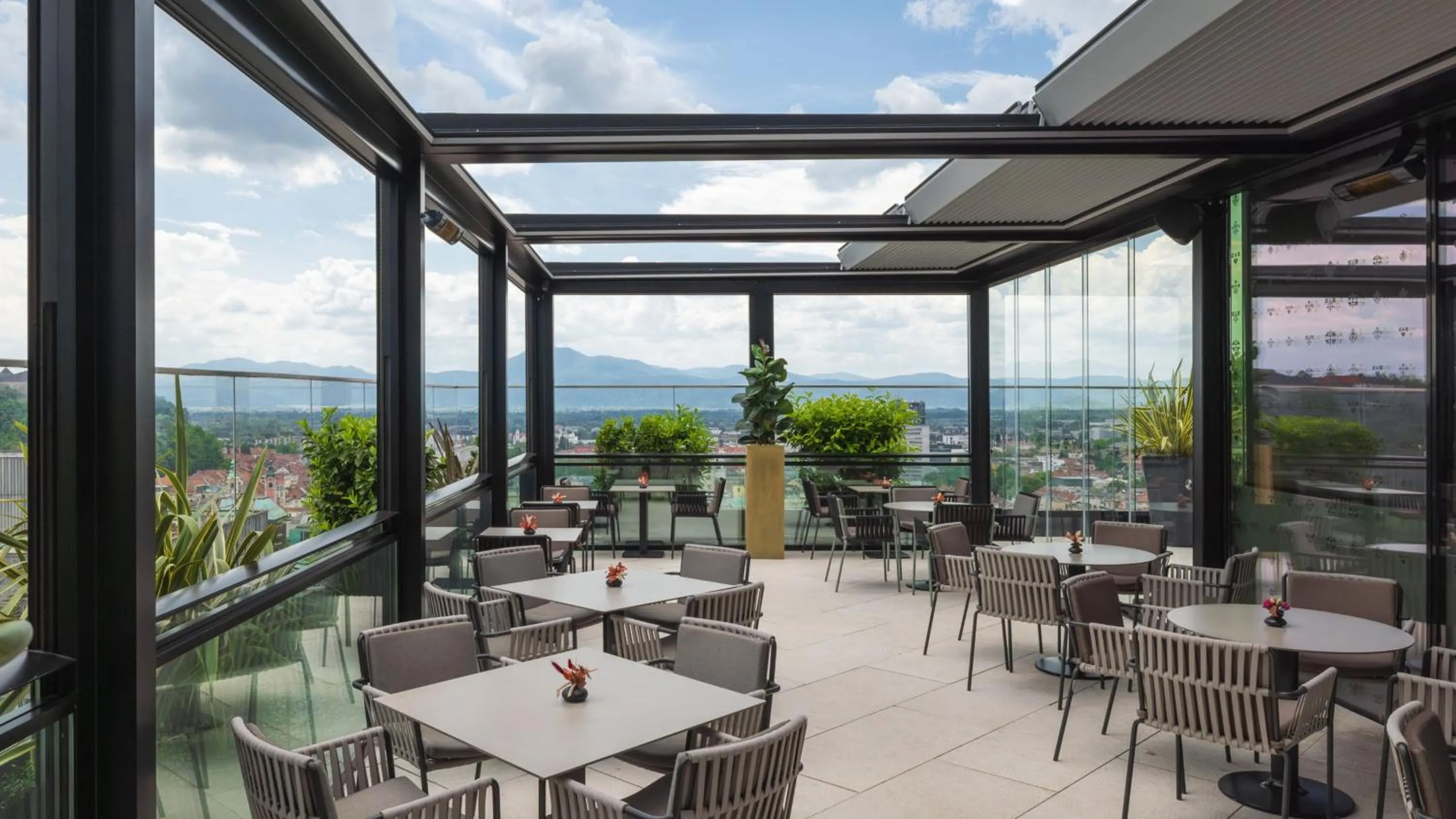 Restaurant/places to eat in InterContinental - Ljubljana by IHG