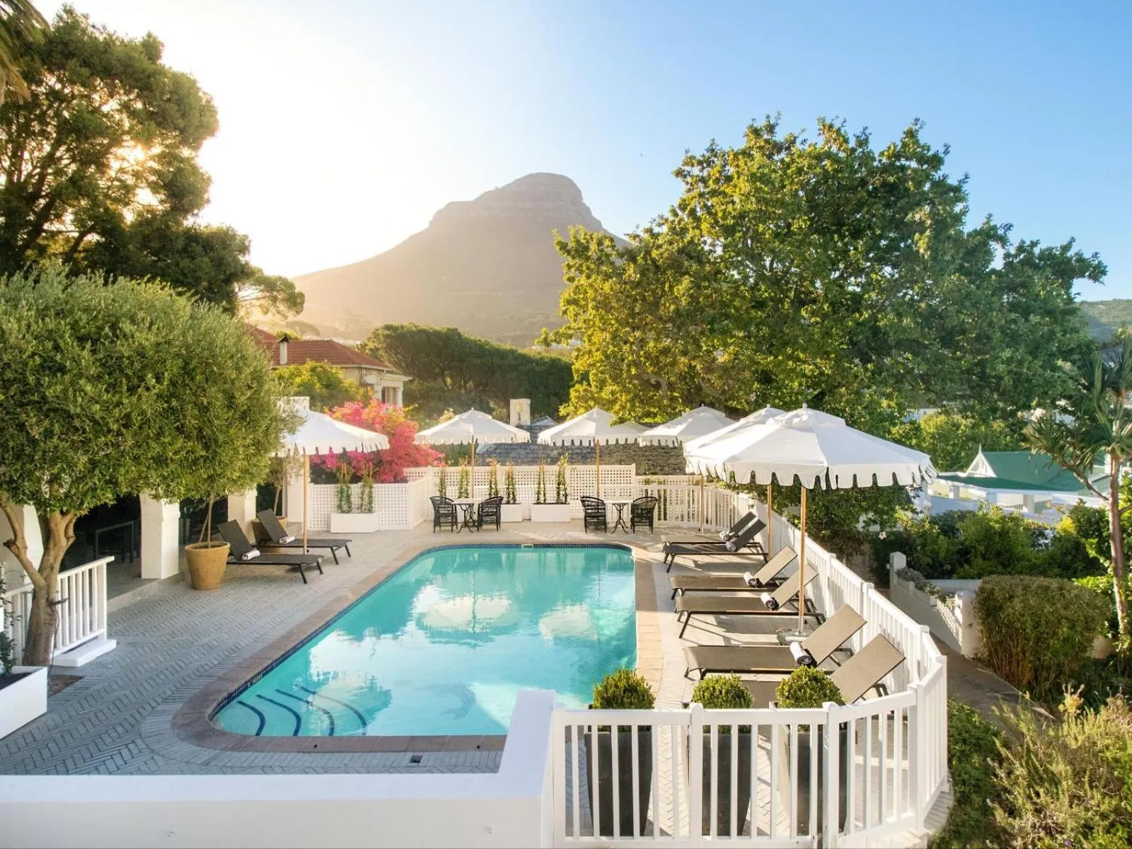 Mountain view in One Kensington Boutique Hotel