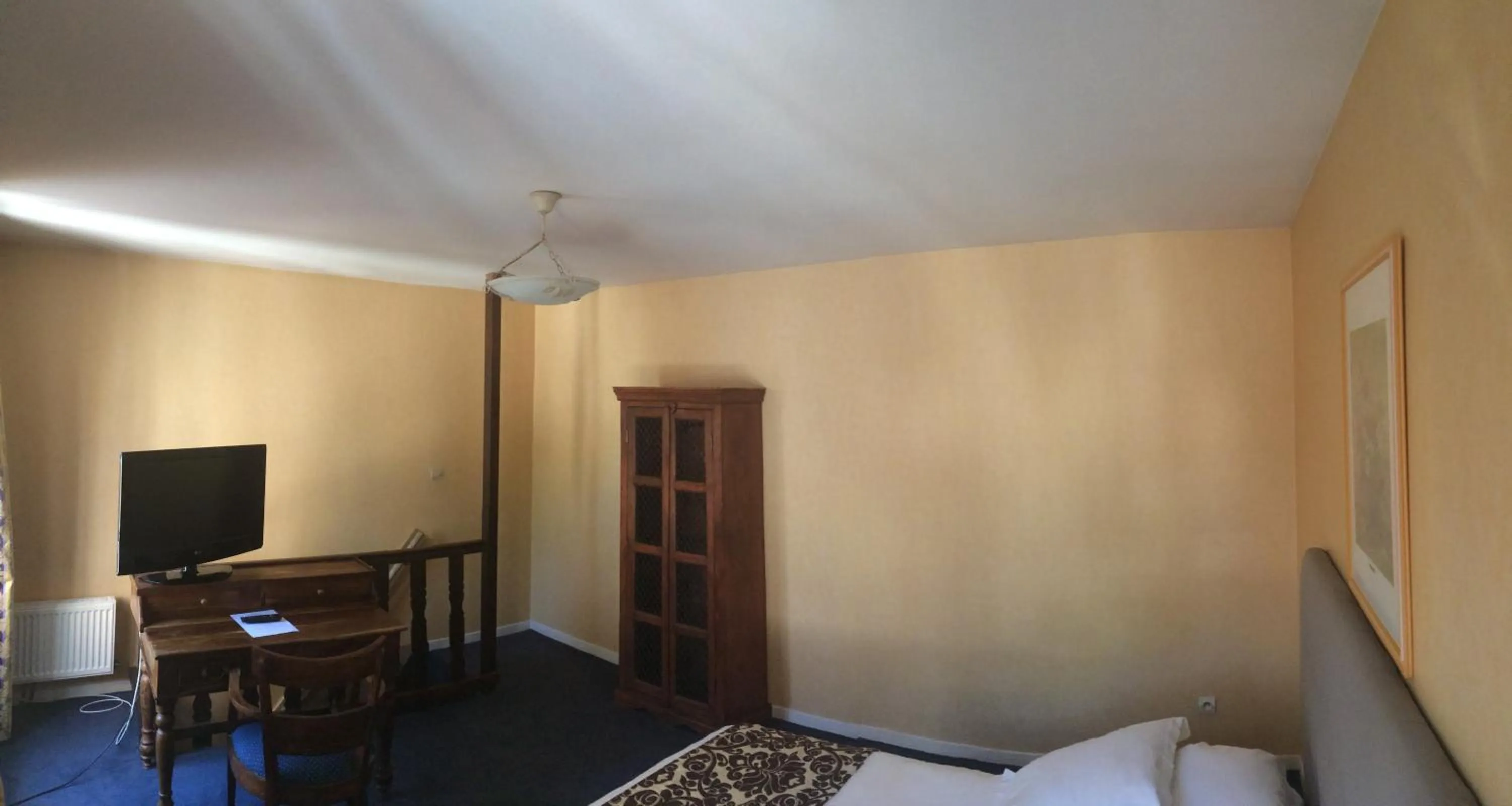 Bedroom, Bed in Hôtel Saint Alban