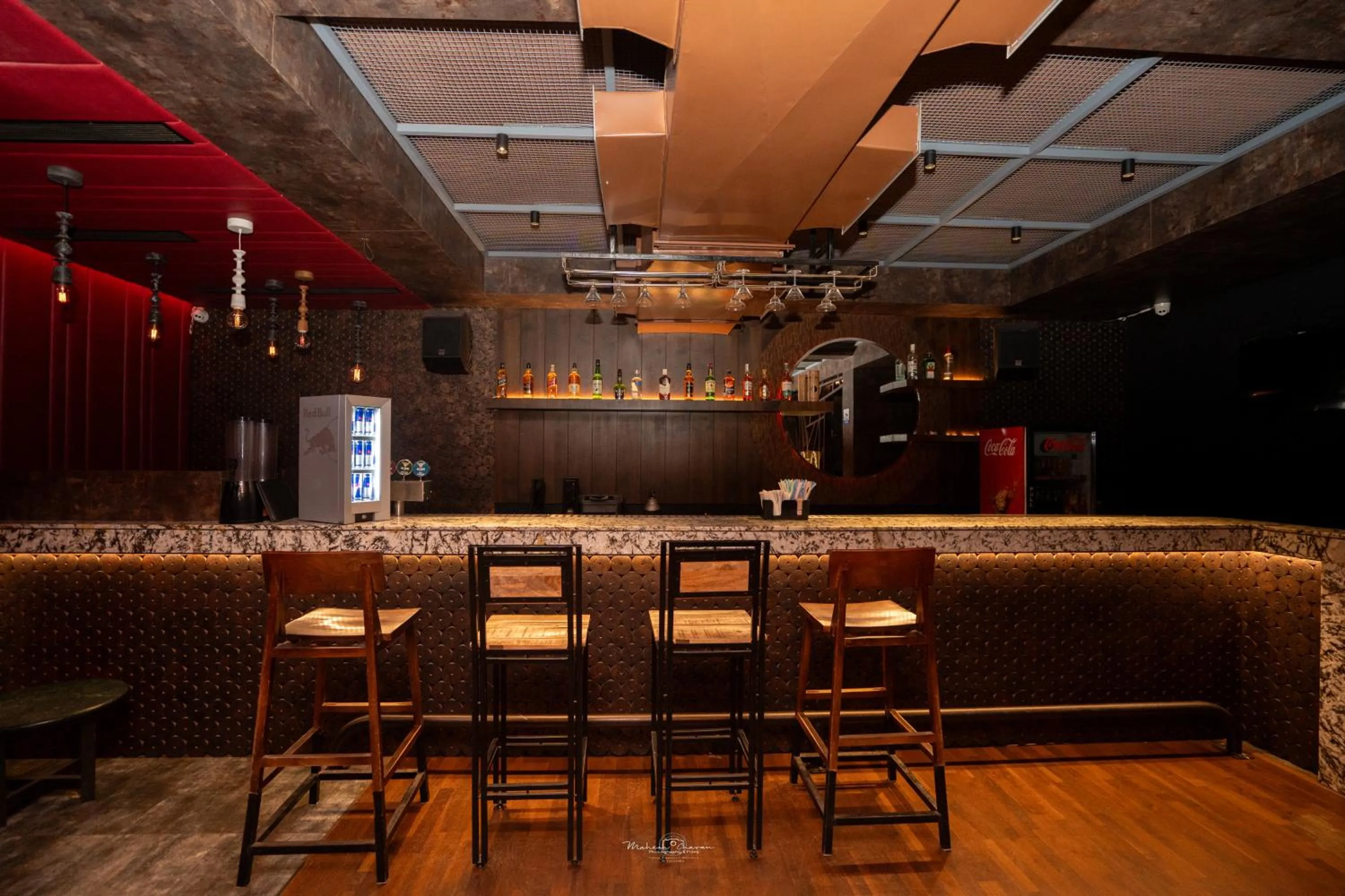 Lounge or bar in Hotel Vrishali Executive