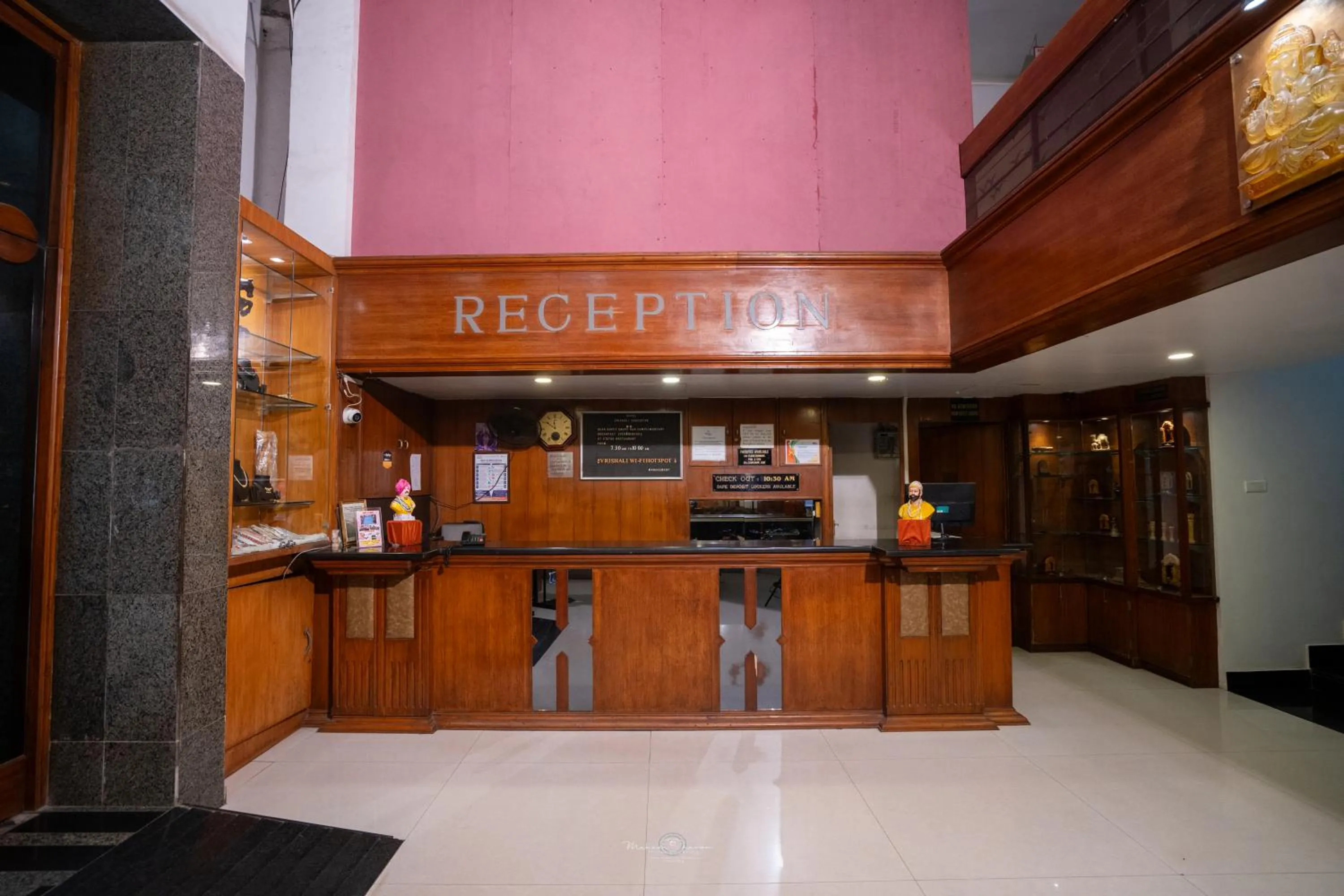 Lobby or reception in Hotel Vrishali Executive