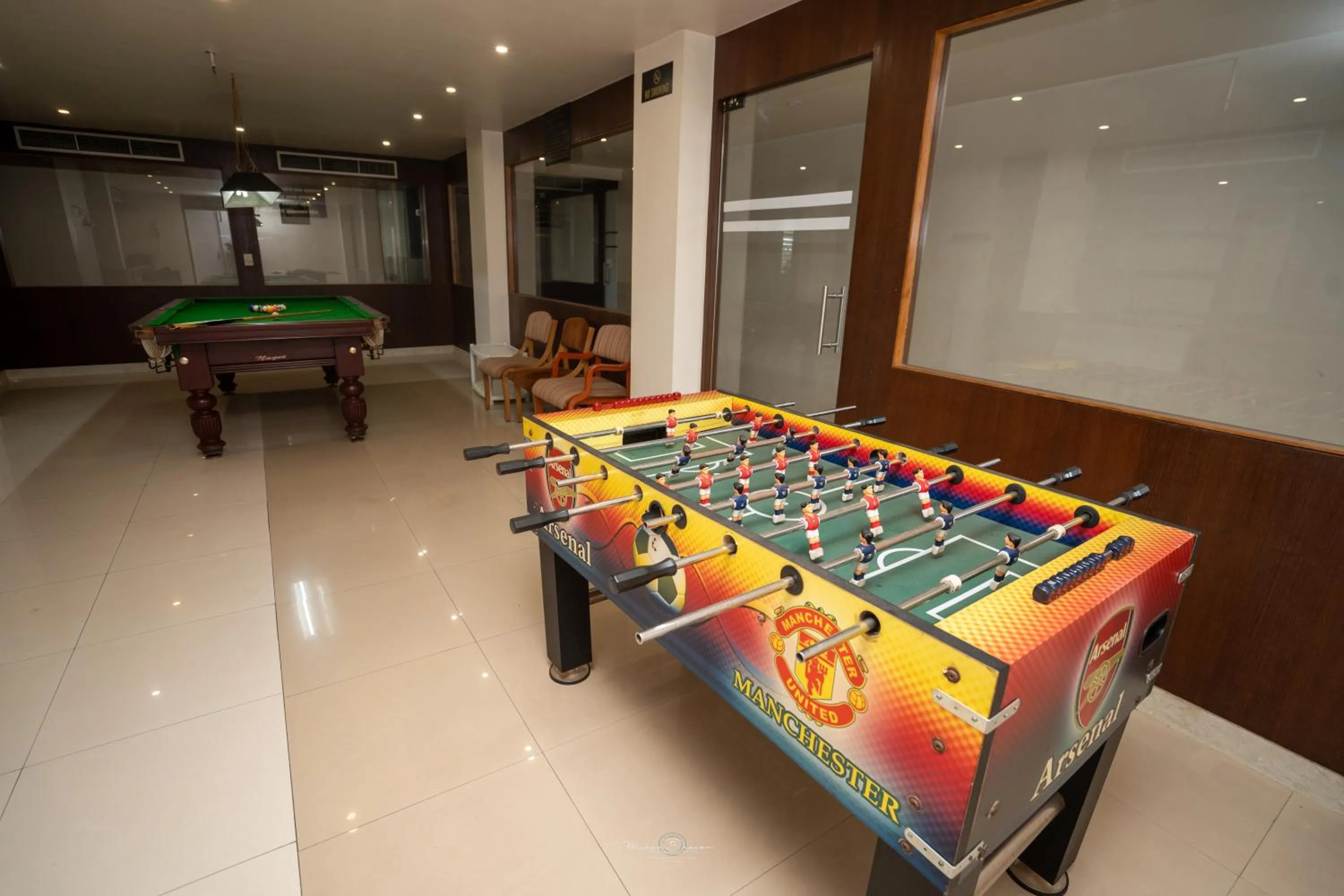 Billiard in Hotel Vrishali Executive