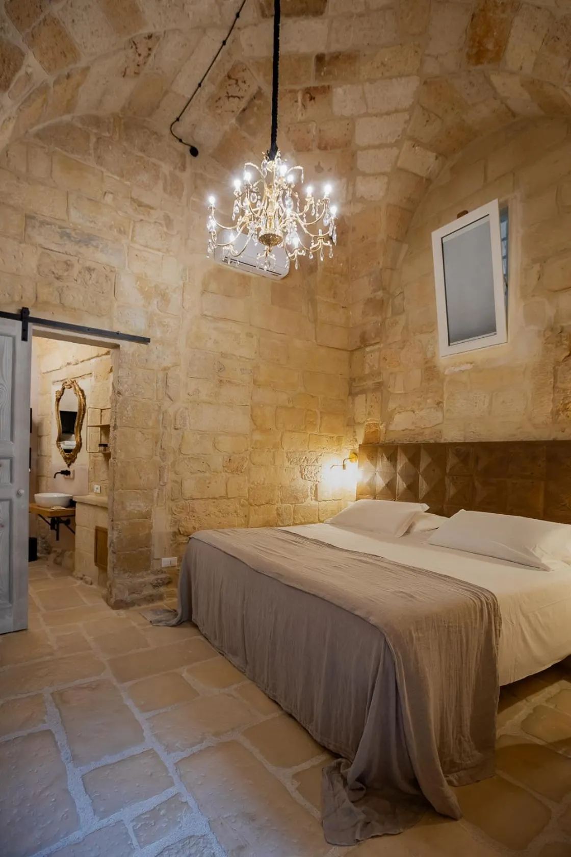 Bedroom, Bed in Palazzo Sant'Anna Lecce