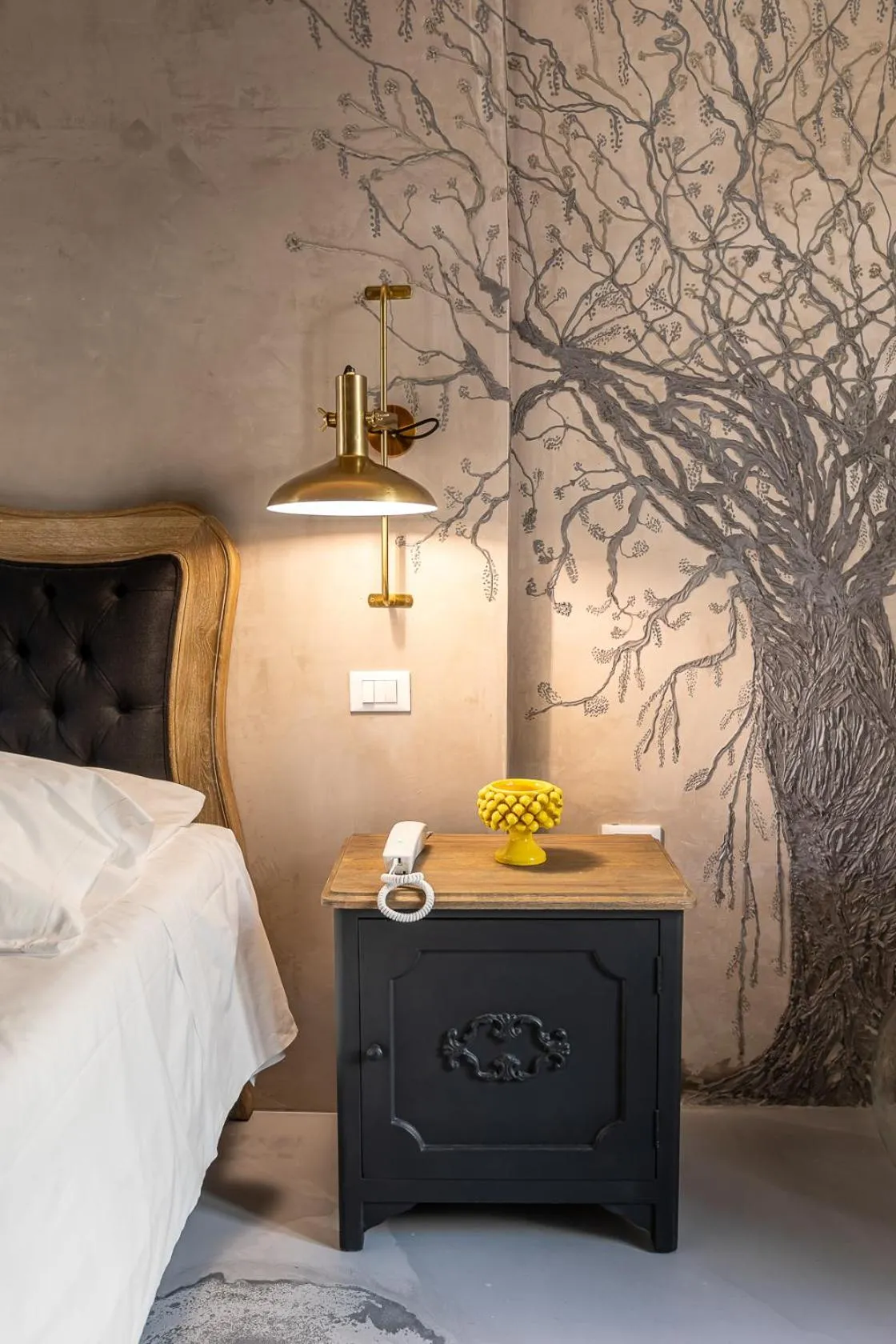 Decorative detail, Bed in Palazzo Sant'Anna Lecce