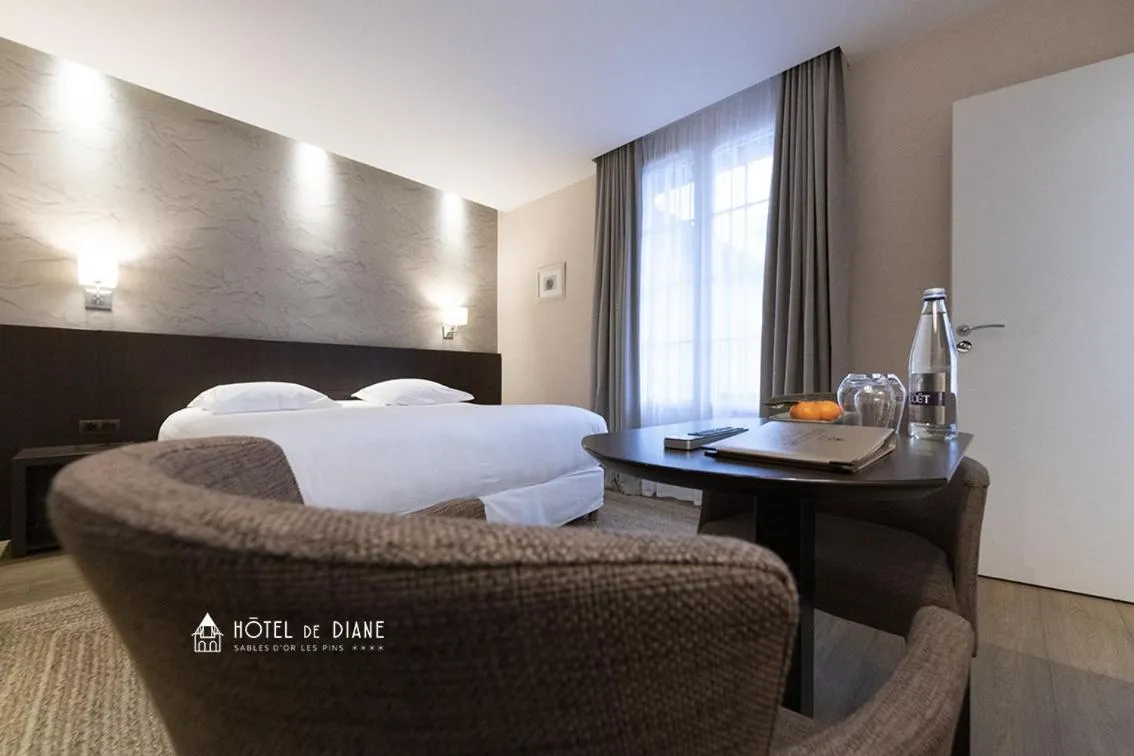 Bed in Hotel De Diane