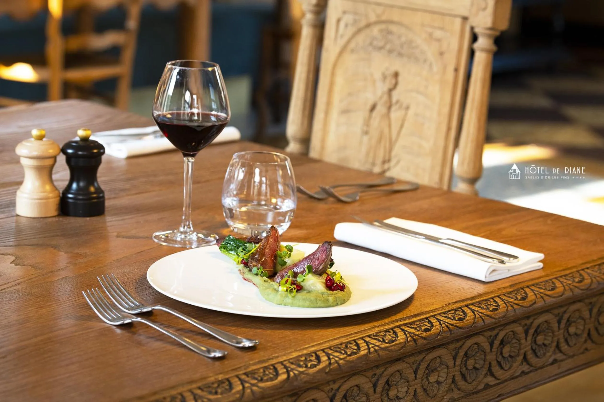 Dinner in Hotel De Diane