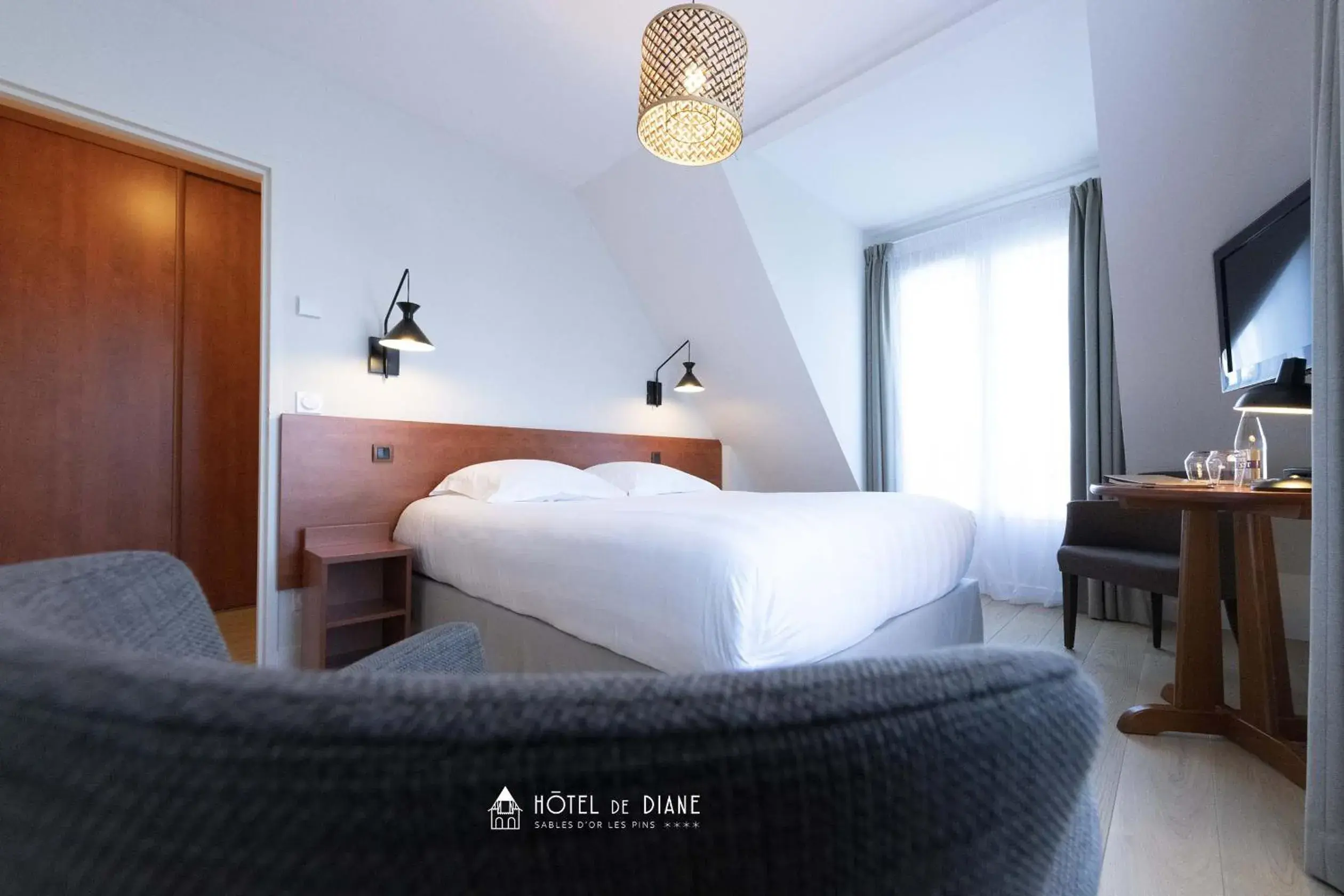 Comfort Double Room in Hotel De Diane Comfort Double Room in Hotel De Diane