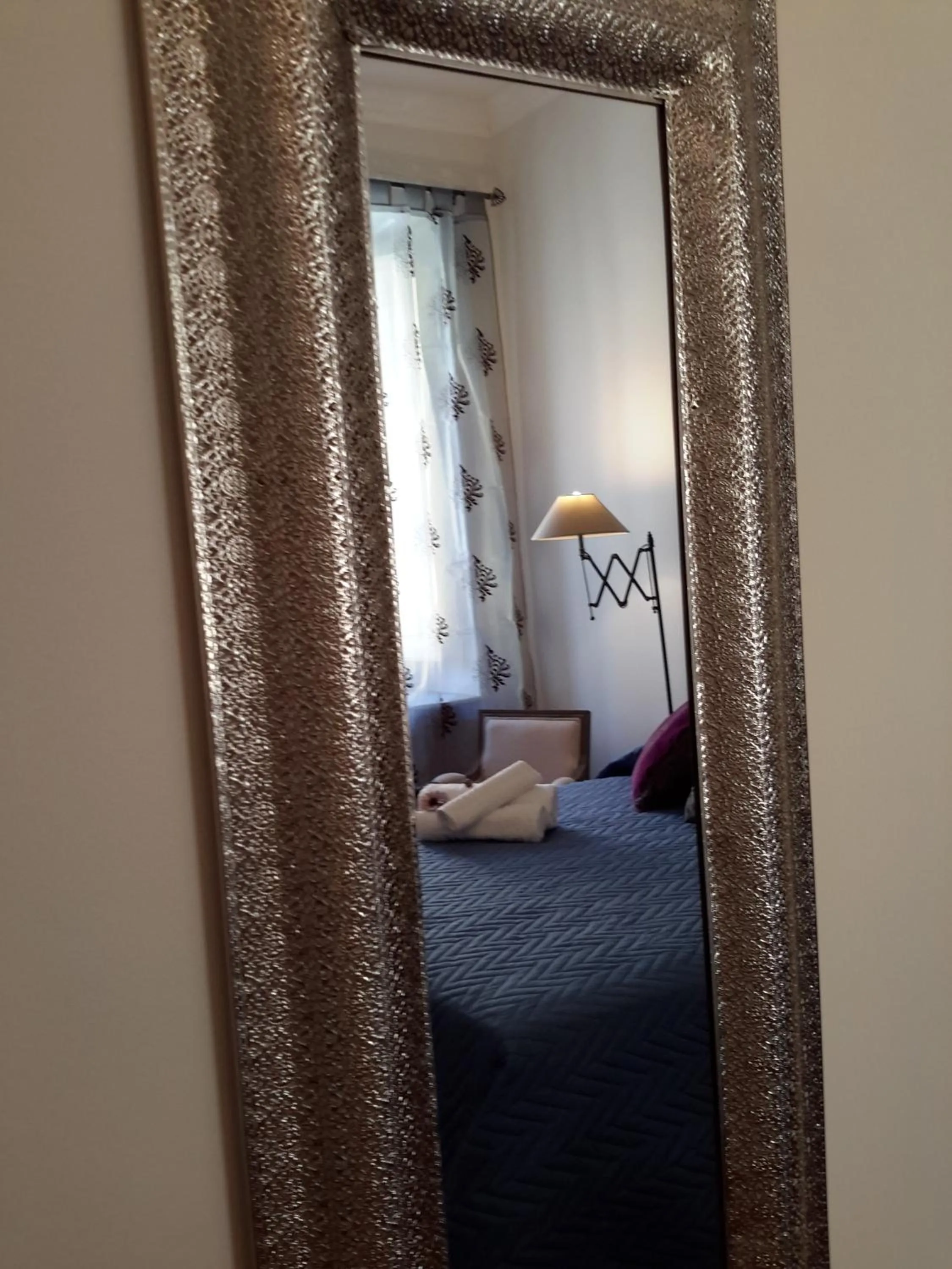 Decorative detail, Bed in Le Stanze di Penelope