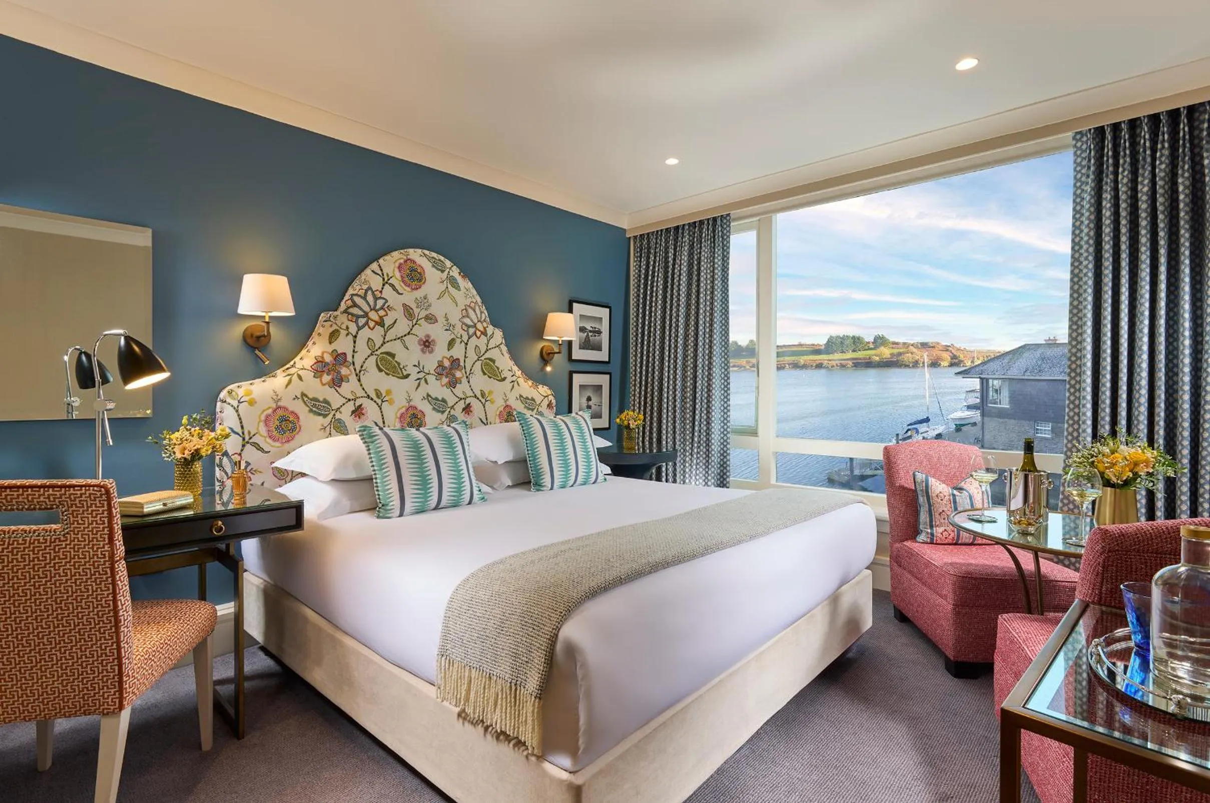 Bedroom, Bed in Trident Hotel Kinsale