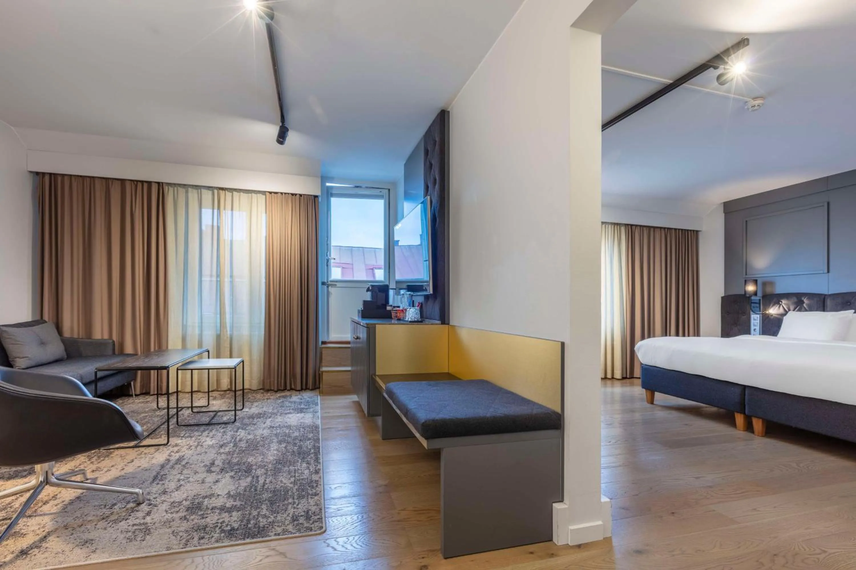 Photo of the whole room, Bed in Radisson Blu Scandinavia Hotel, Göteborg