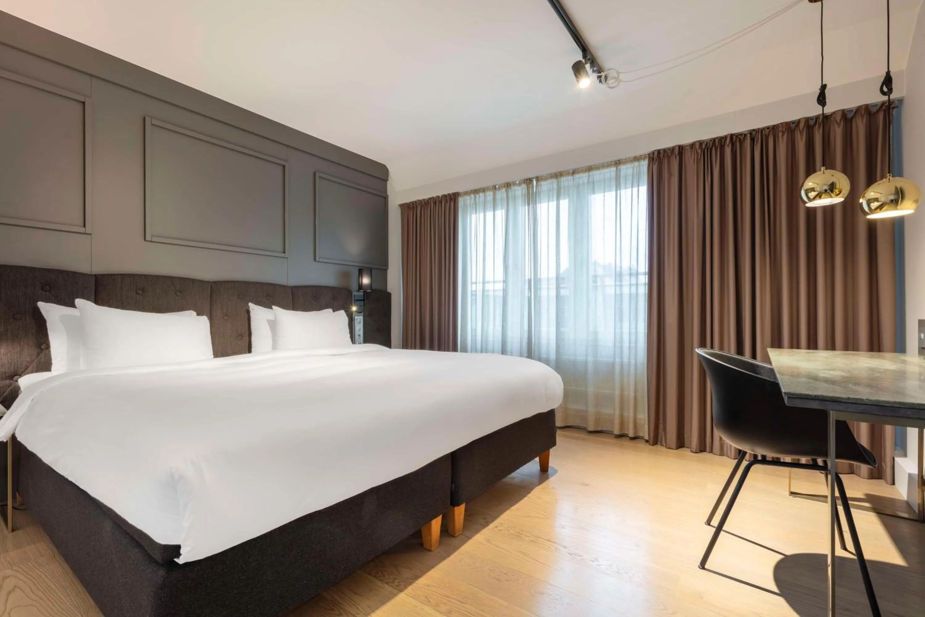 Photo of the whole room, Bed in Radisson Blu Scandinavia Hotel, Göteborg