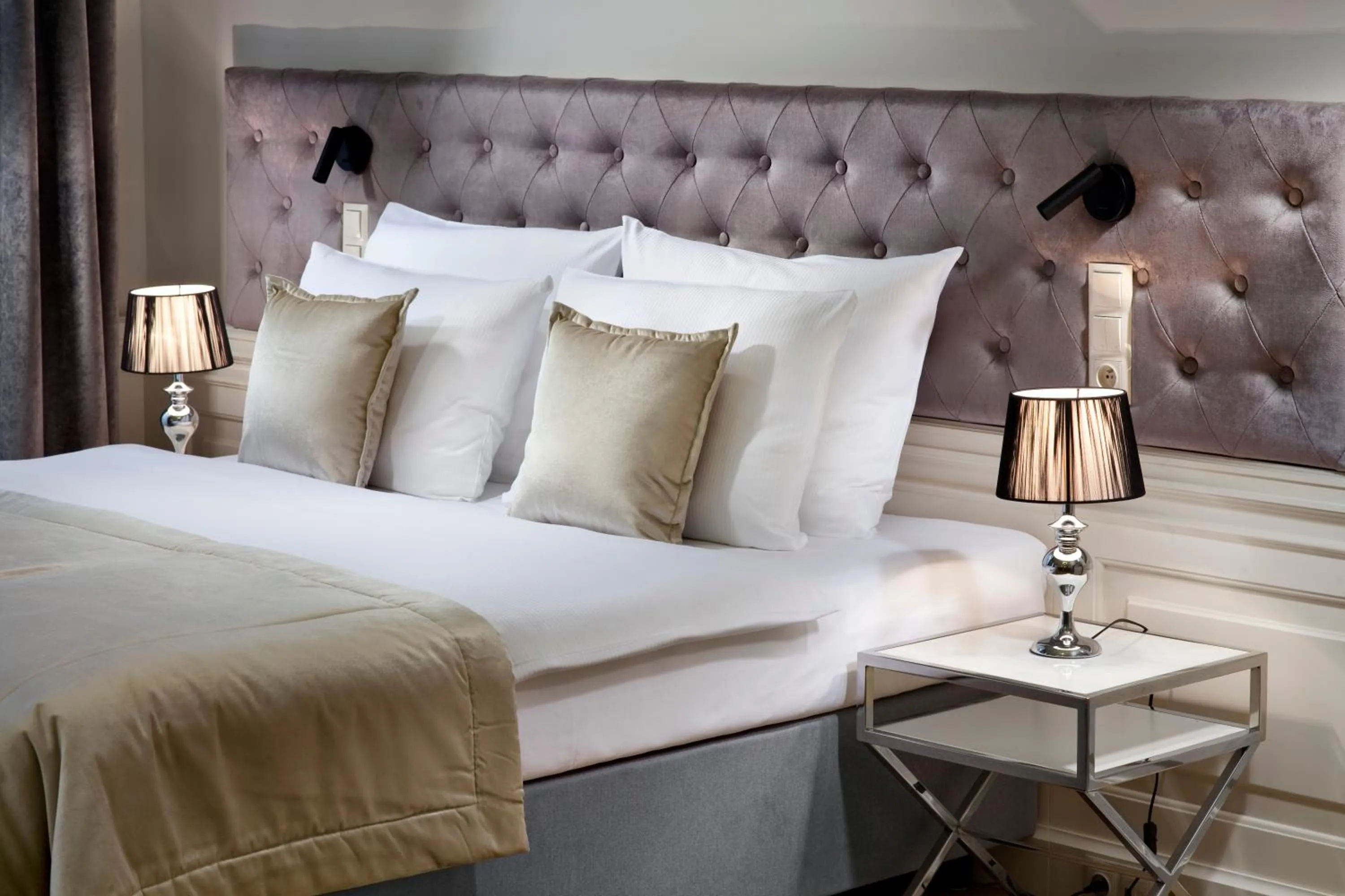 Bedroom, Bed in Wyndham Grand Krakow Old Town