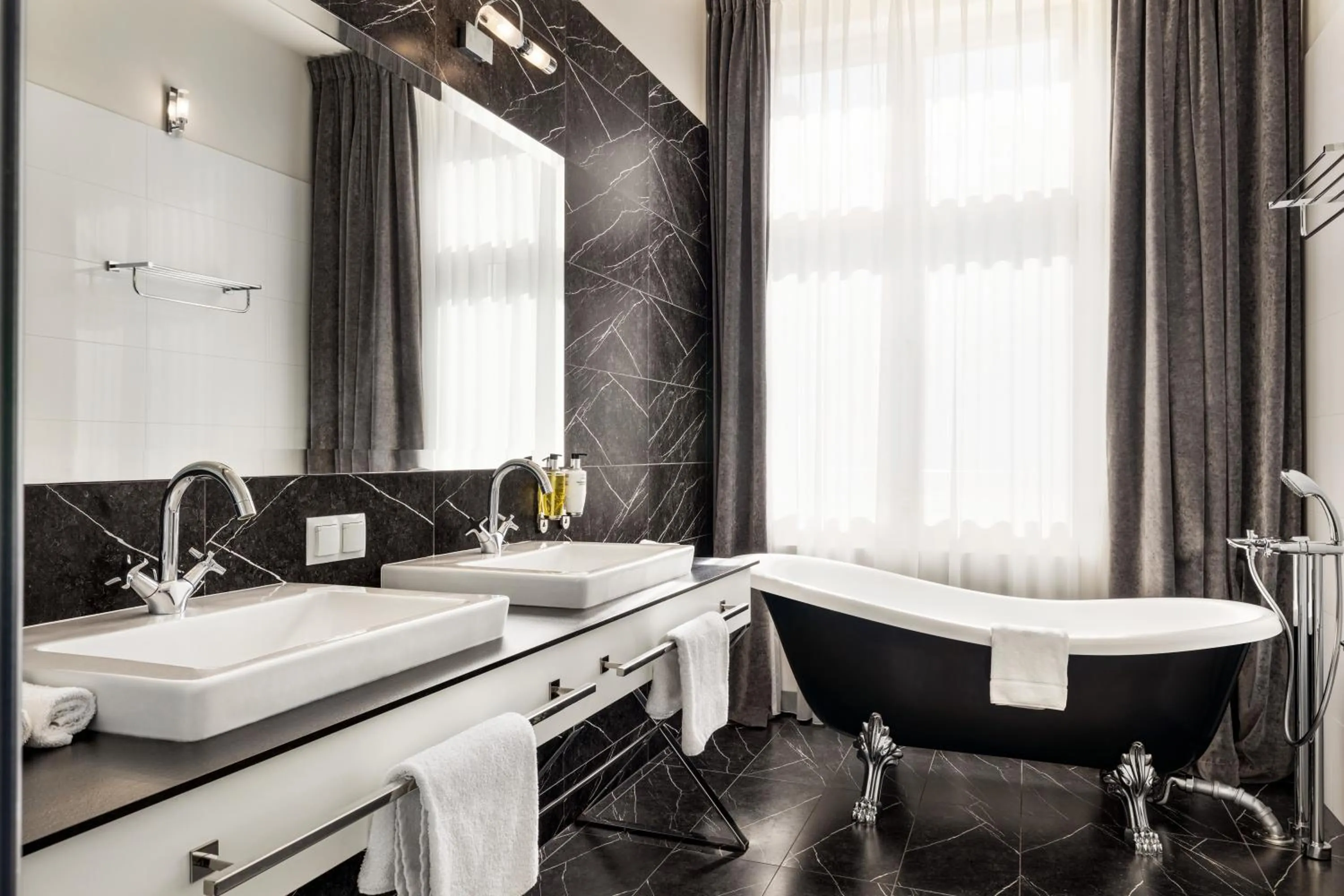 Bathroom in Wyndham Grand Krakow Old Town