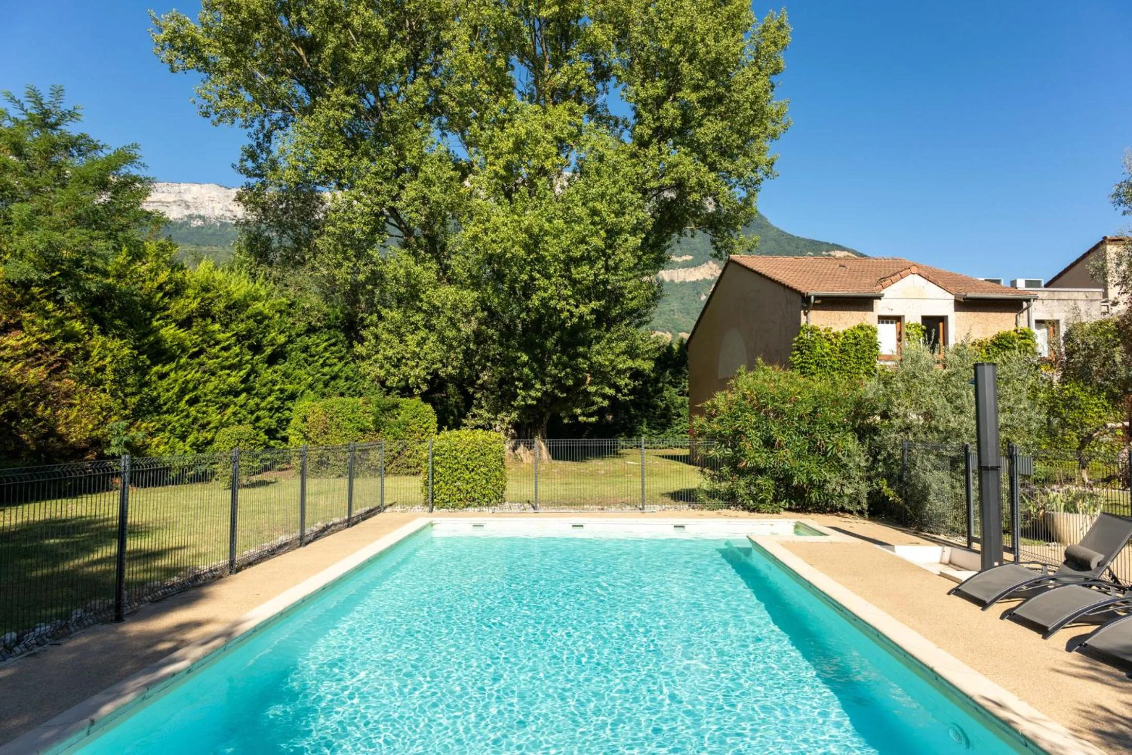 Natural landscape in Hôtel des Trois Massifs