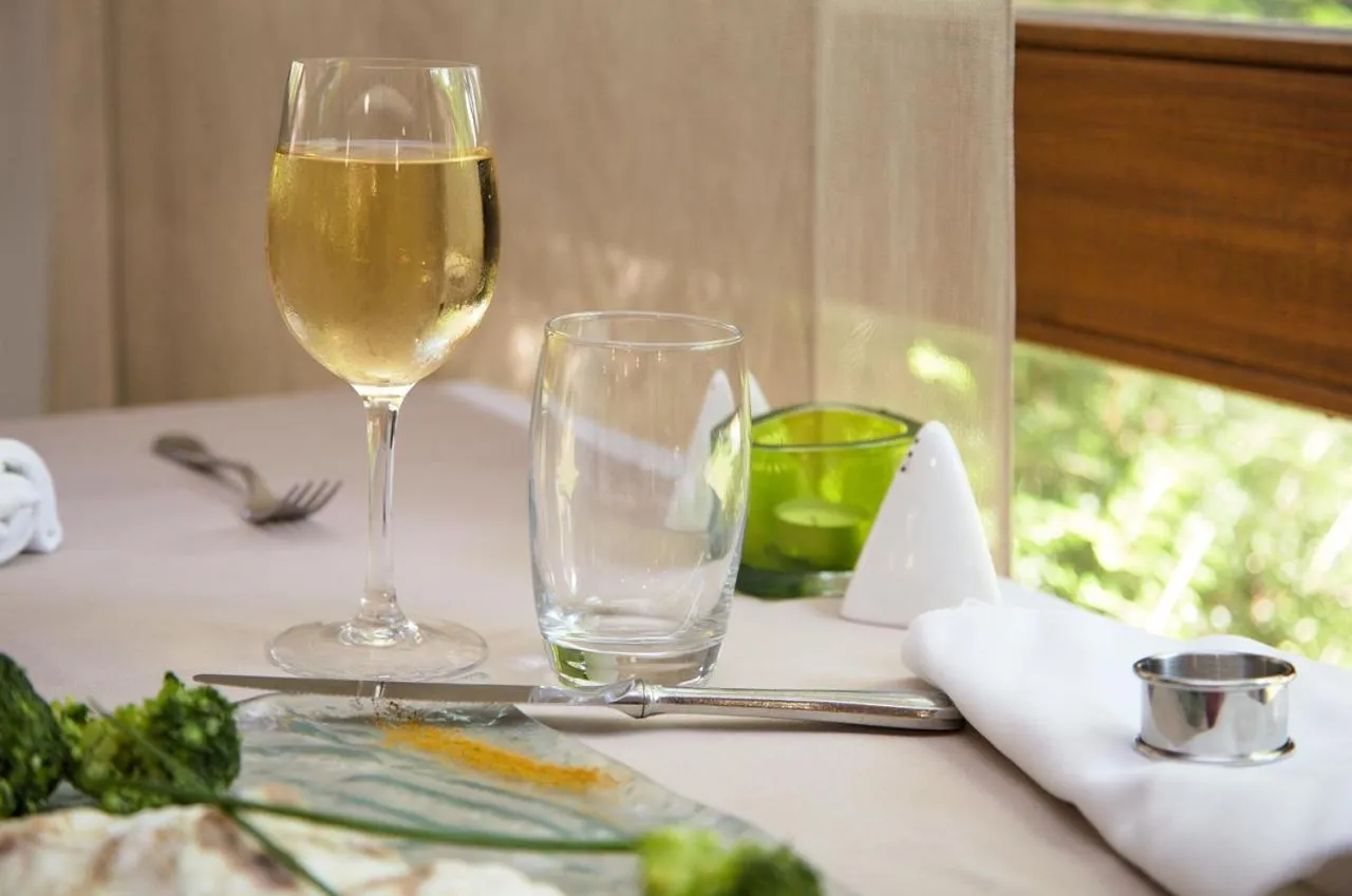 Food and drinks in Hôtel des Trois Massifs