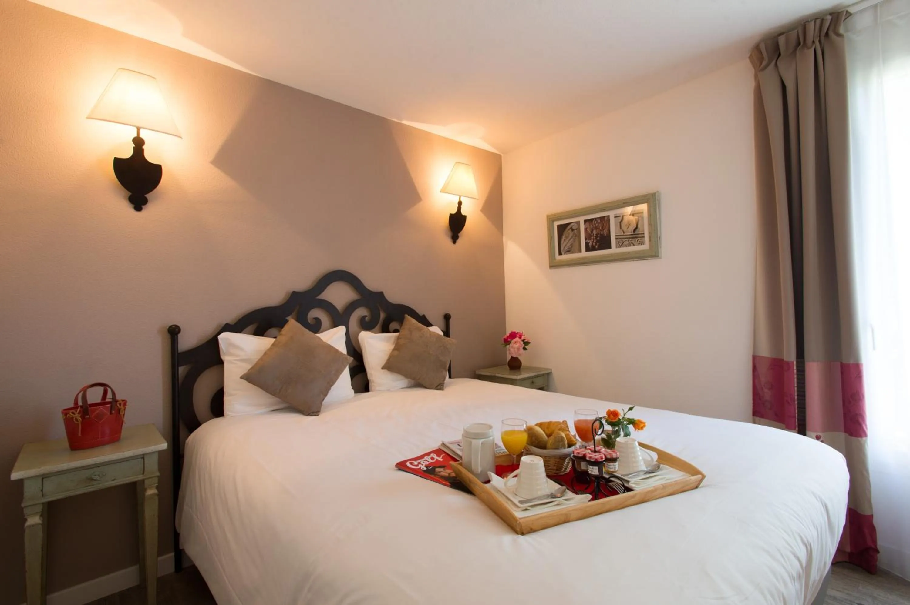 Photo of the whole room, Bed in Best Western Hôtel Aurélia