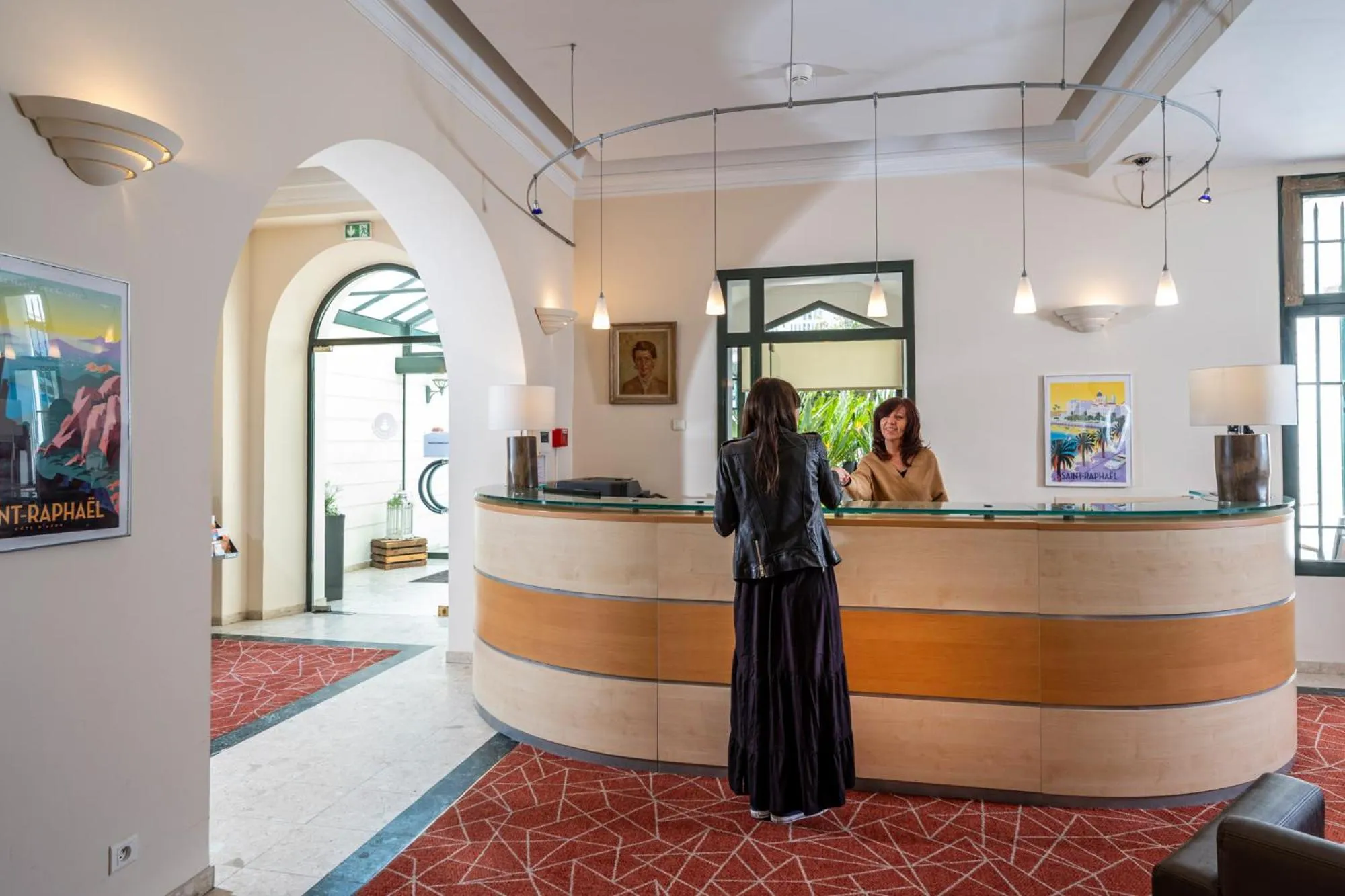 Lobby or reception in Excelsior