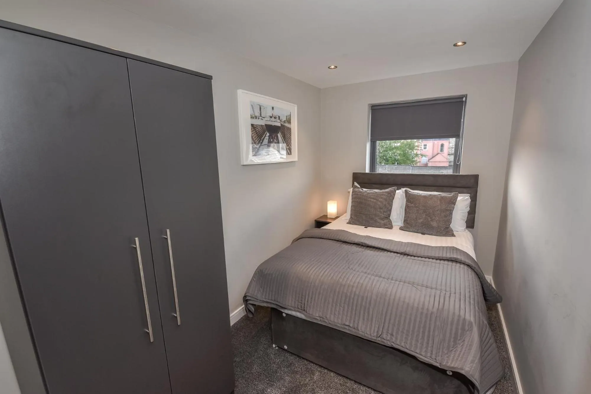 Bed in Dream Apartments St Thomas Hall