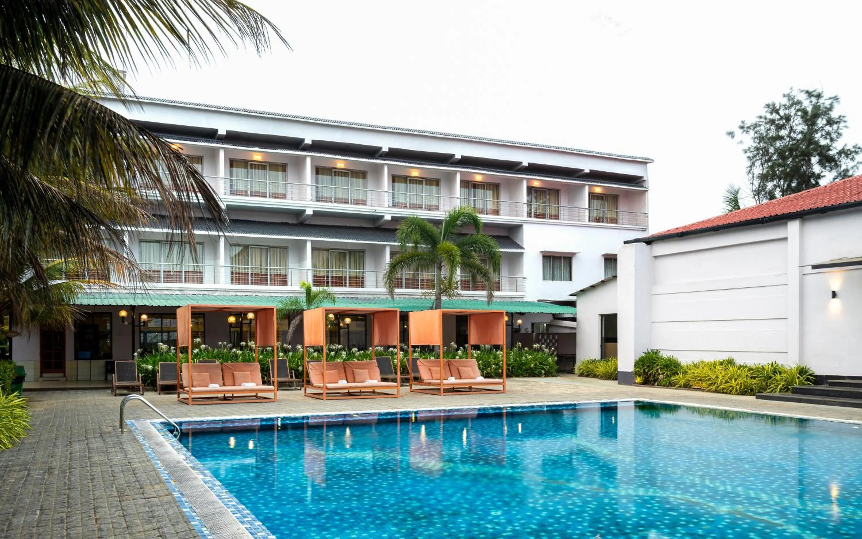 Swimming pool in Hotel Sonar Bangla Mandarmoni