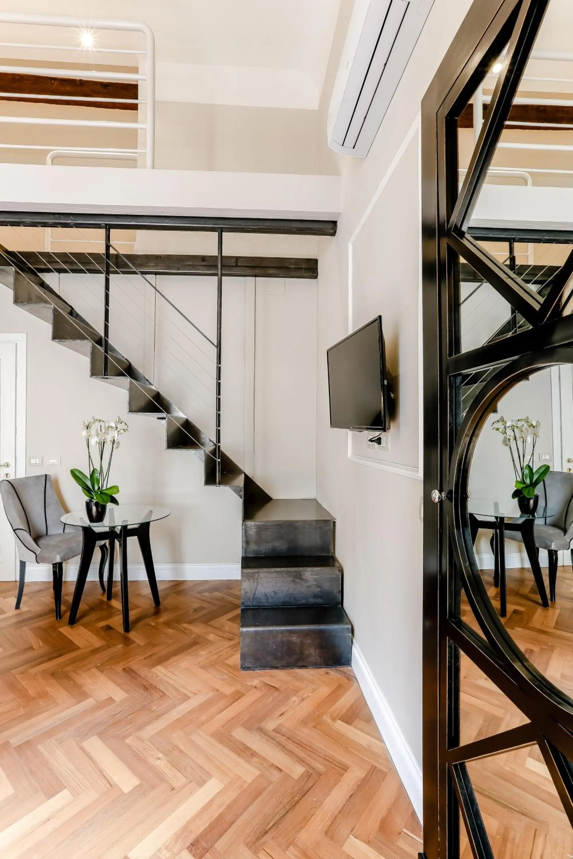 Decorative detail in Relais Tosinghi