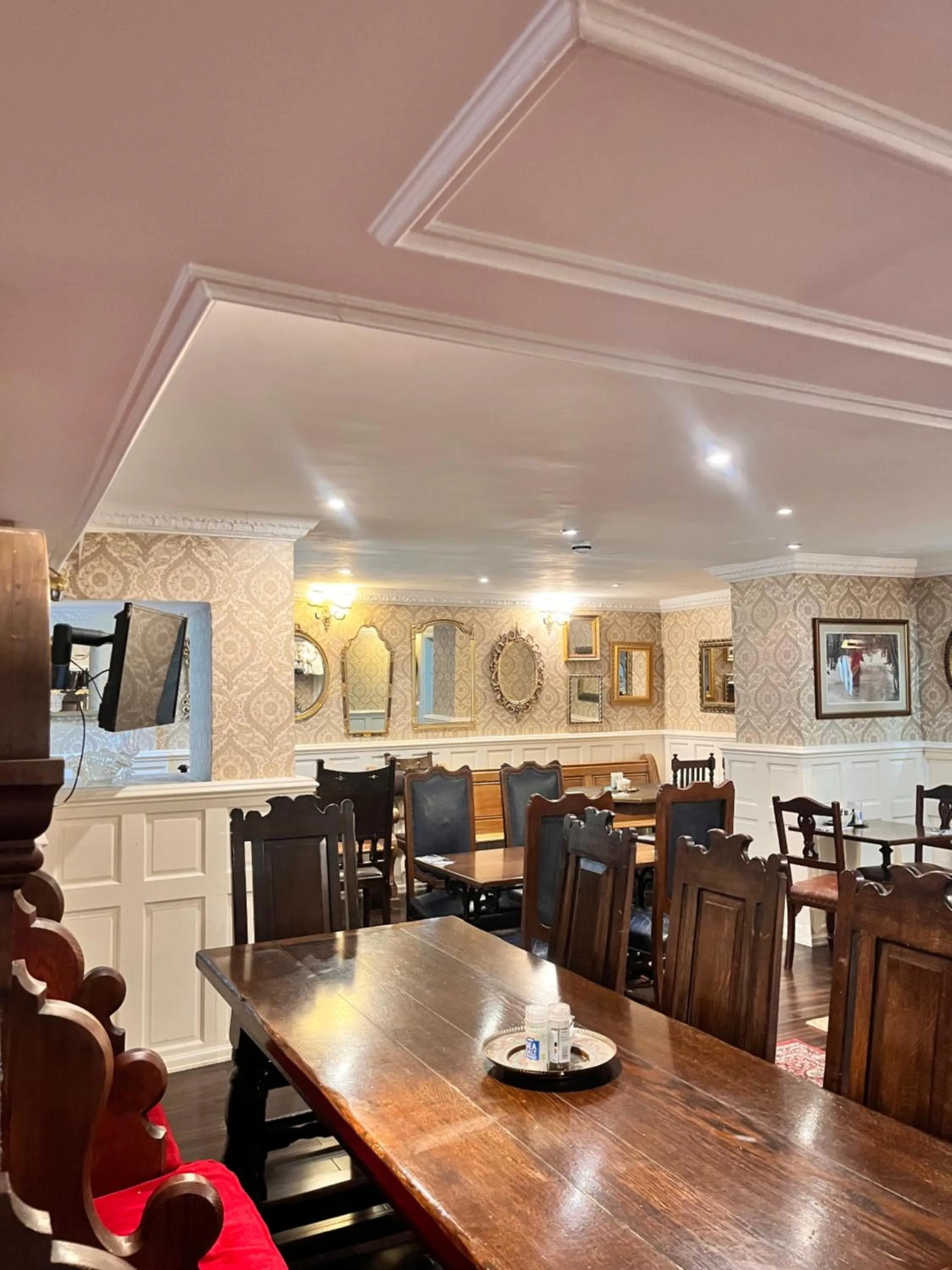 Lounge or bar in Rose Tor Hotel