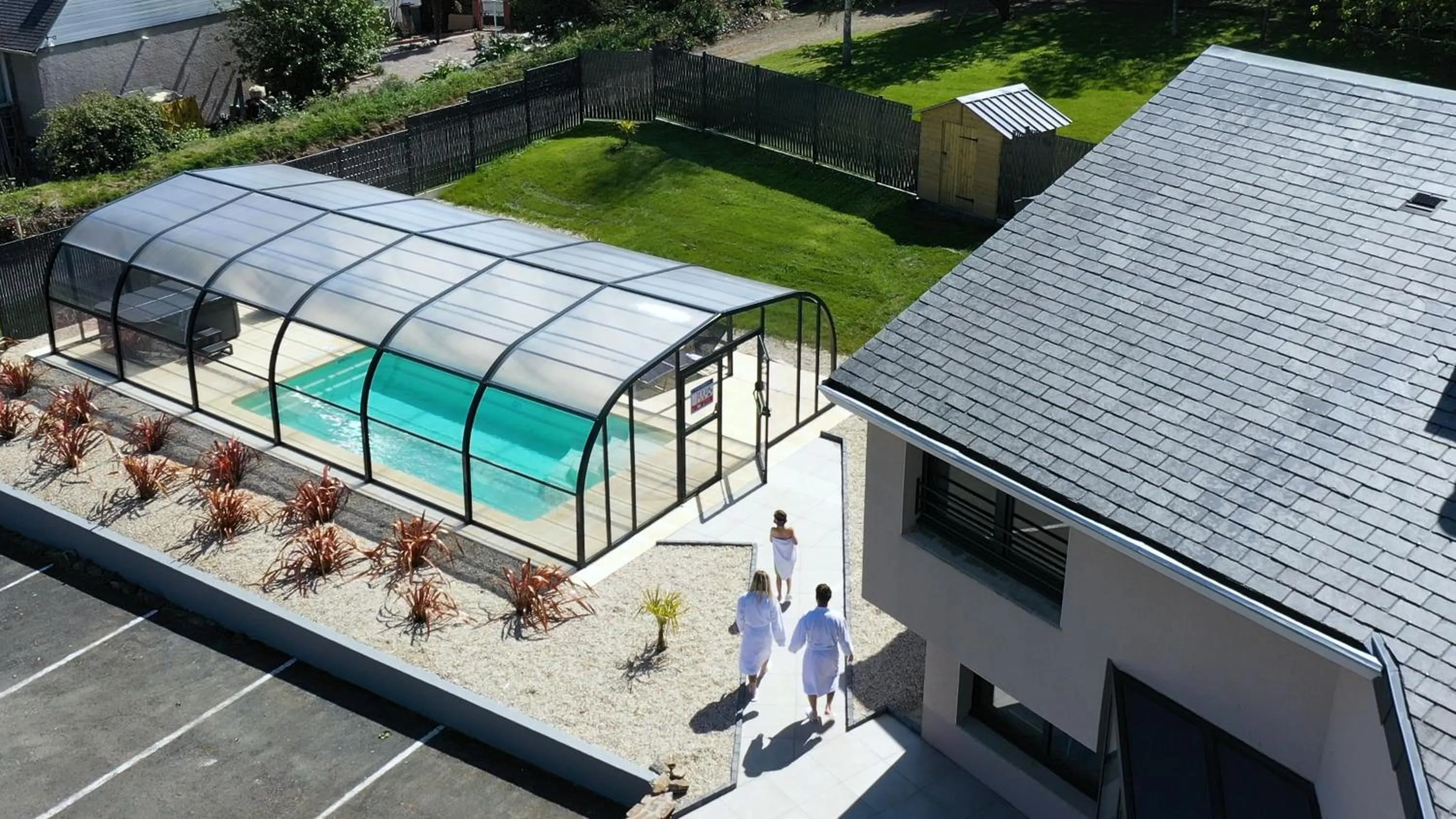 Pool view in Hotel du Trégor