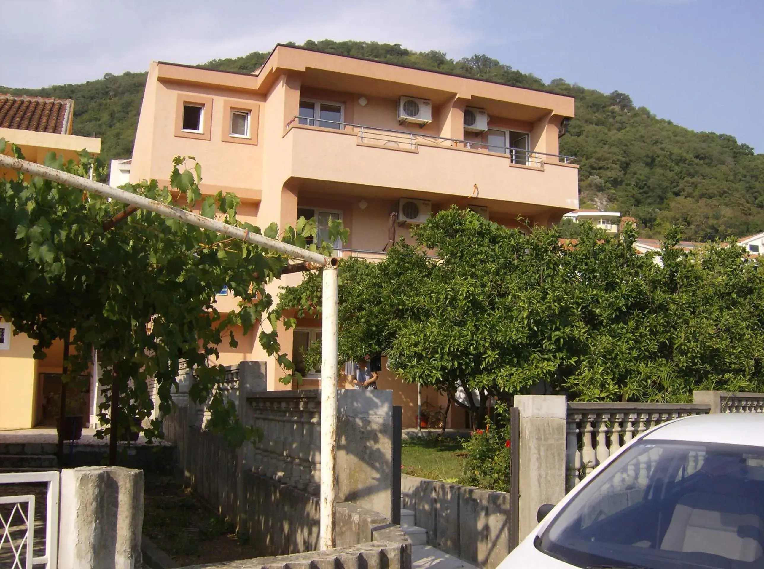 Guesthouse Lautasevic Guesthouse Lautasevic