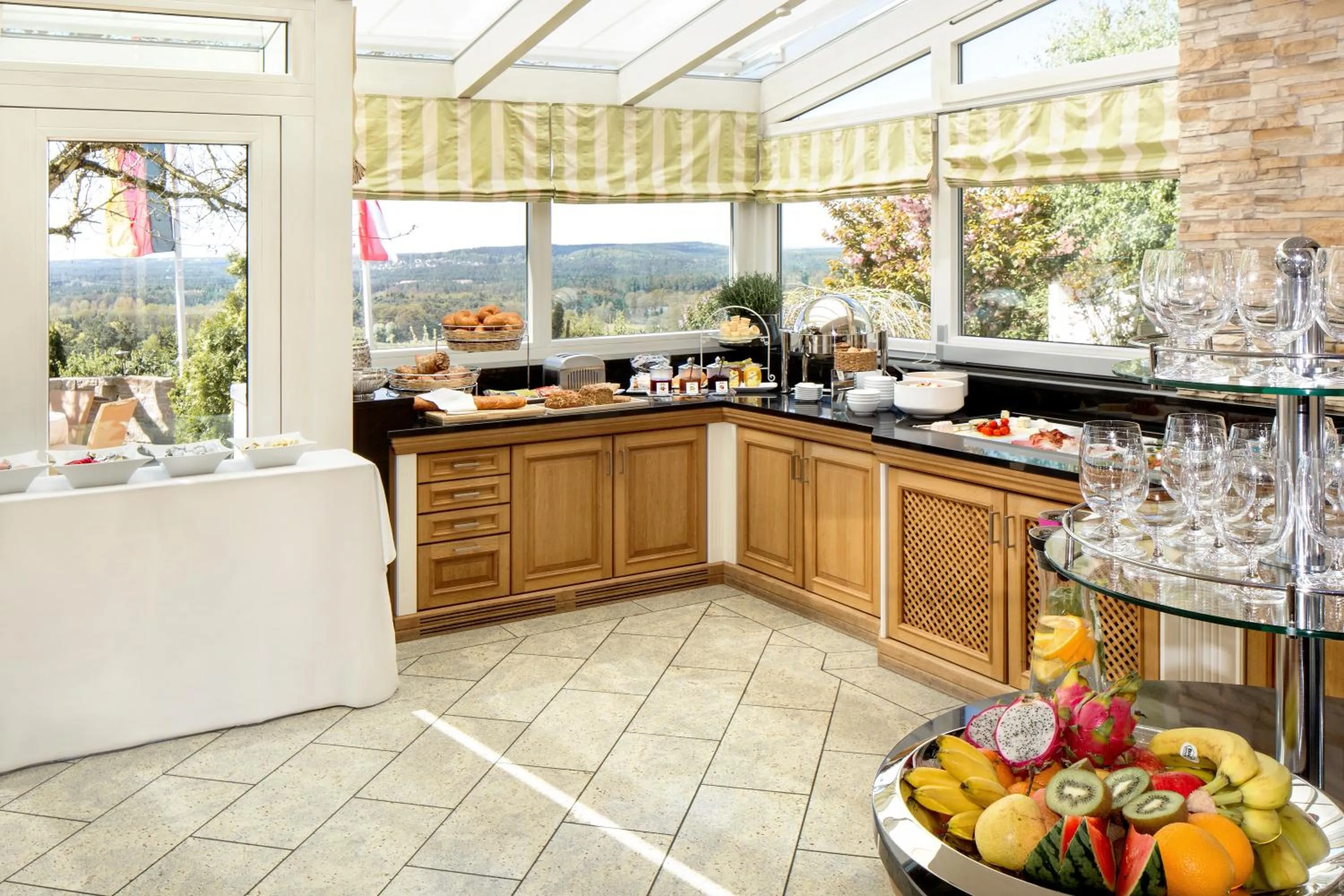 Buffet breakfast in Hotel-Restaurant Distlerhof