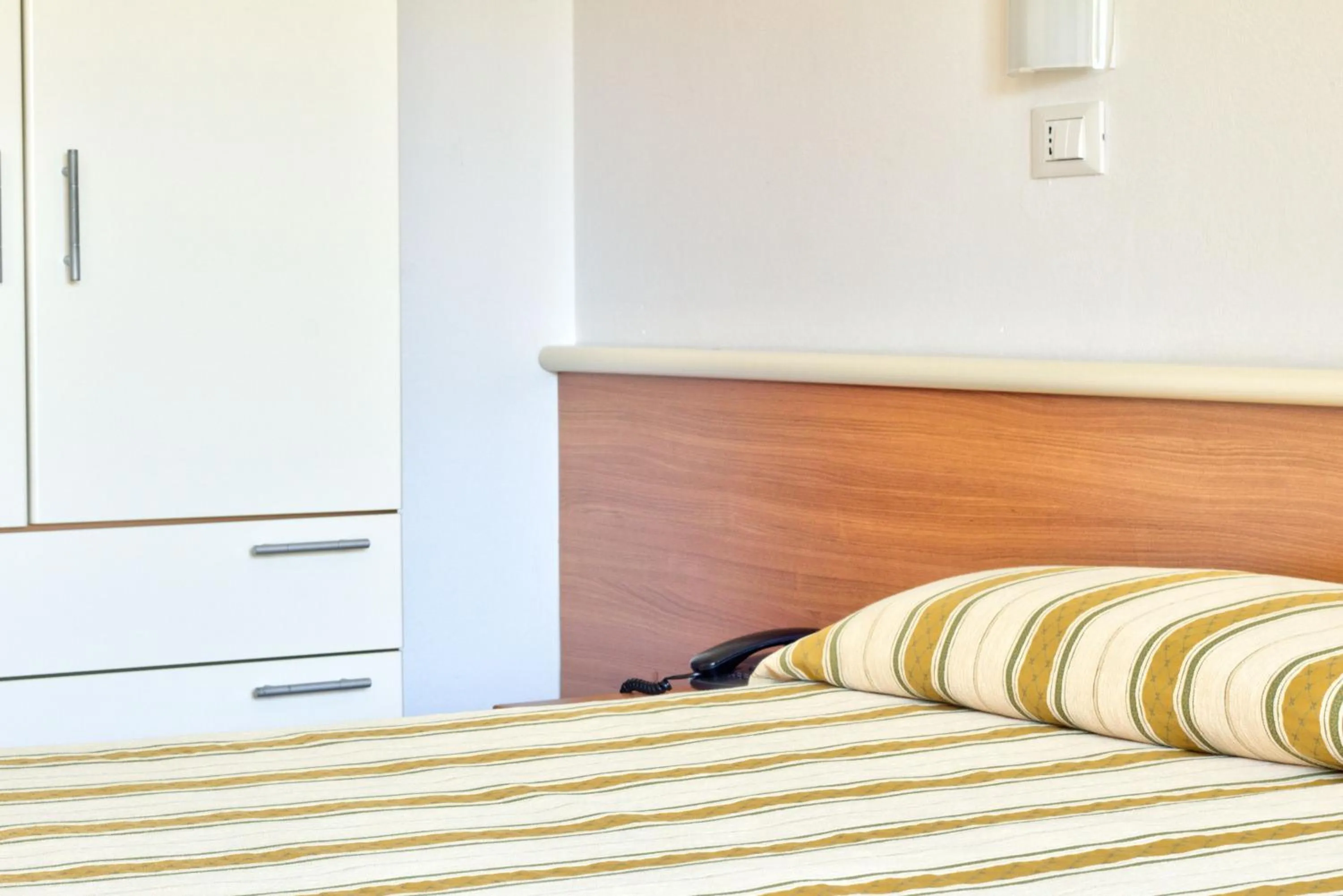 Bedroom, Bed in Hotel Happy