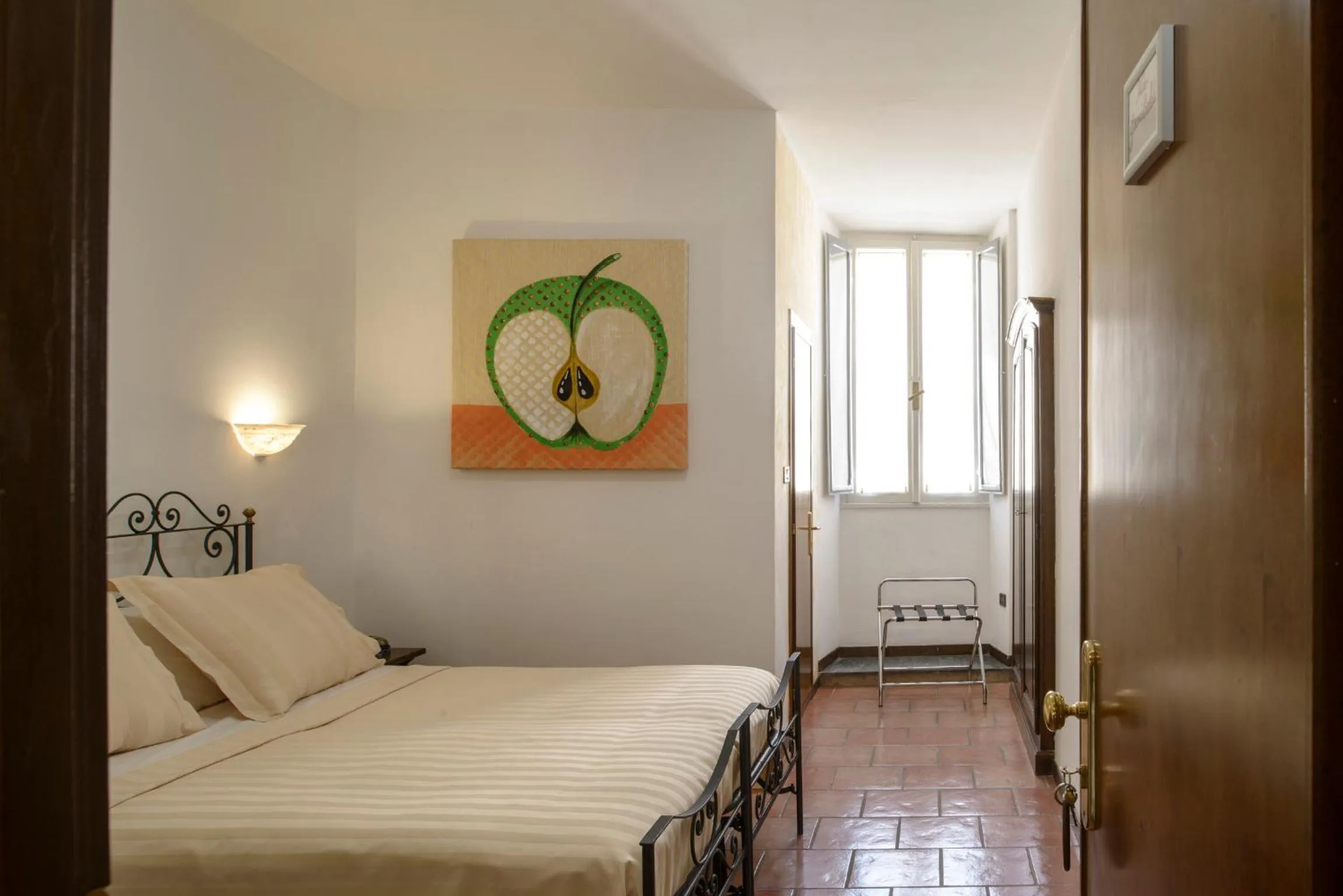 Photo of the whole room, Bed in Hotel Porta Marmorea