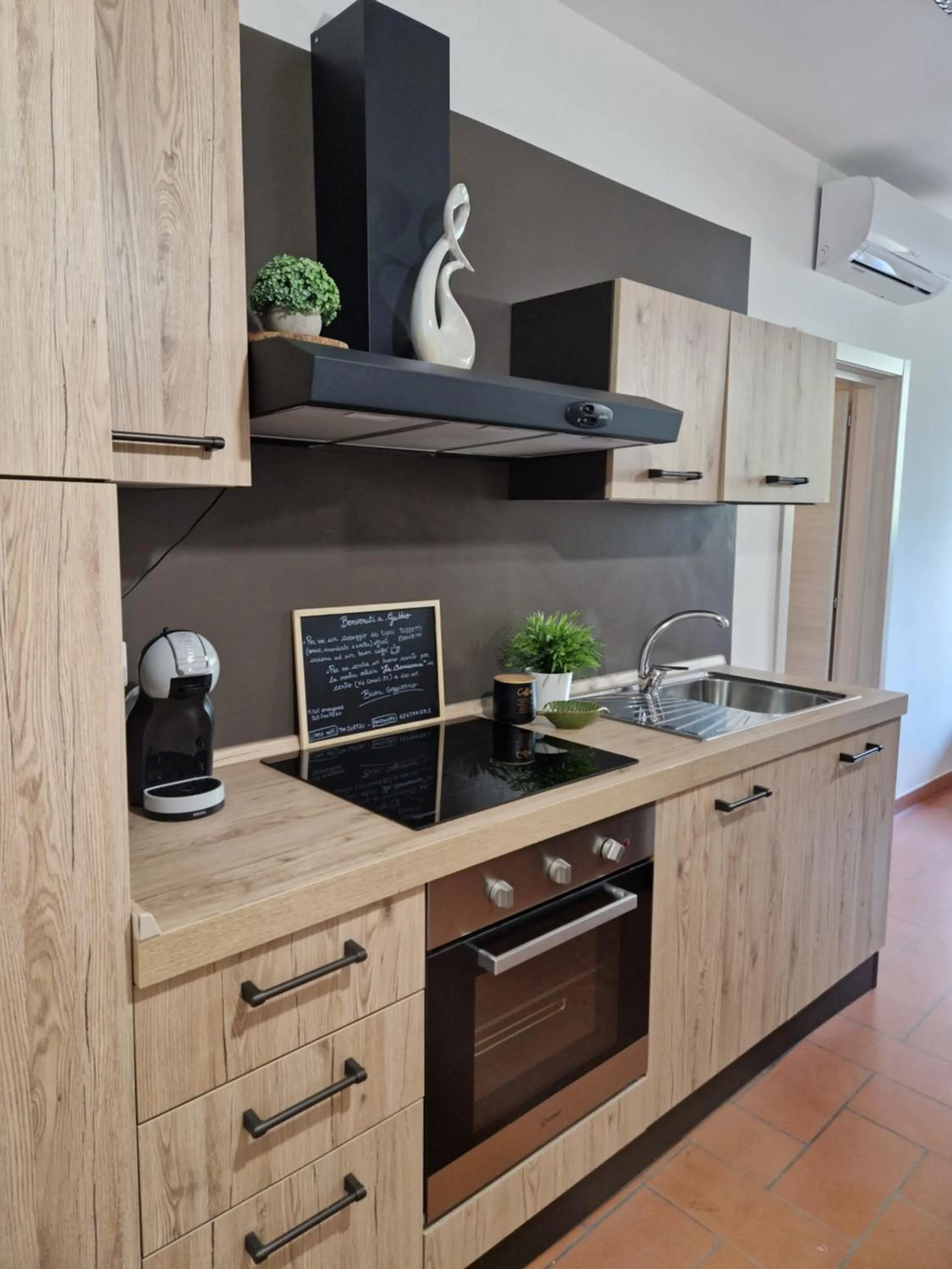 Kitchen or kitchenette in Hotel Porta Marmorea