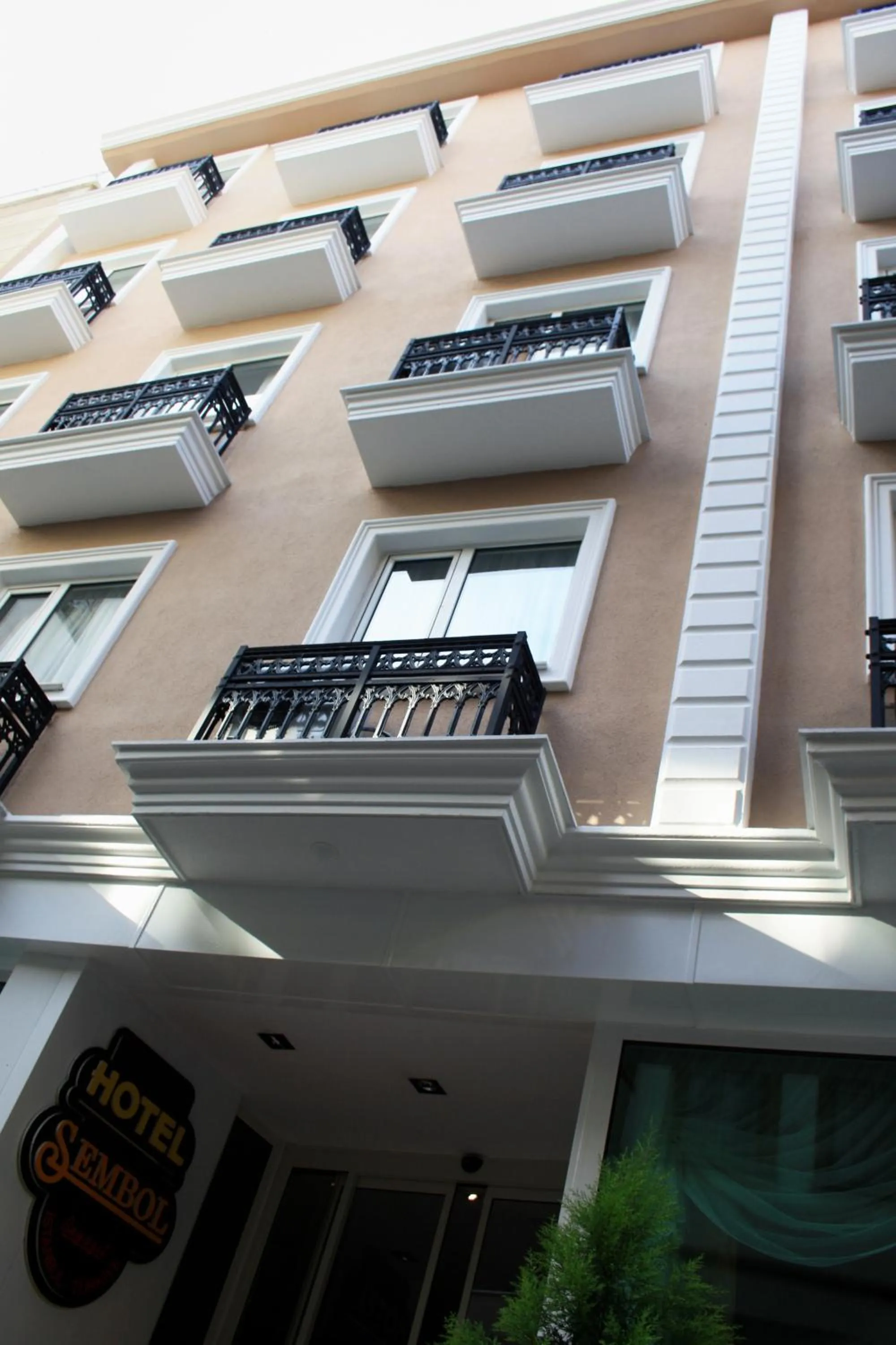 Sembol Hotel