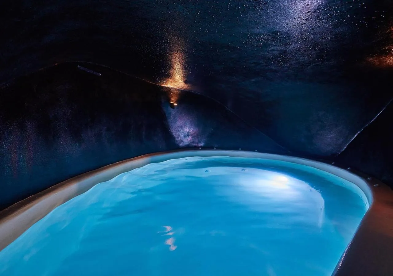 Swimming pool in Dana Villas & Infinity Suites