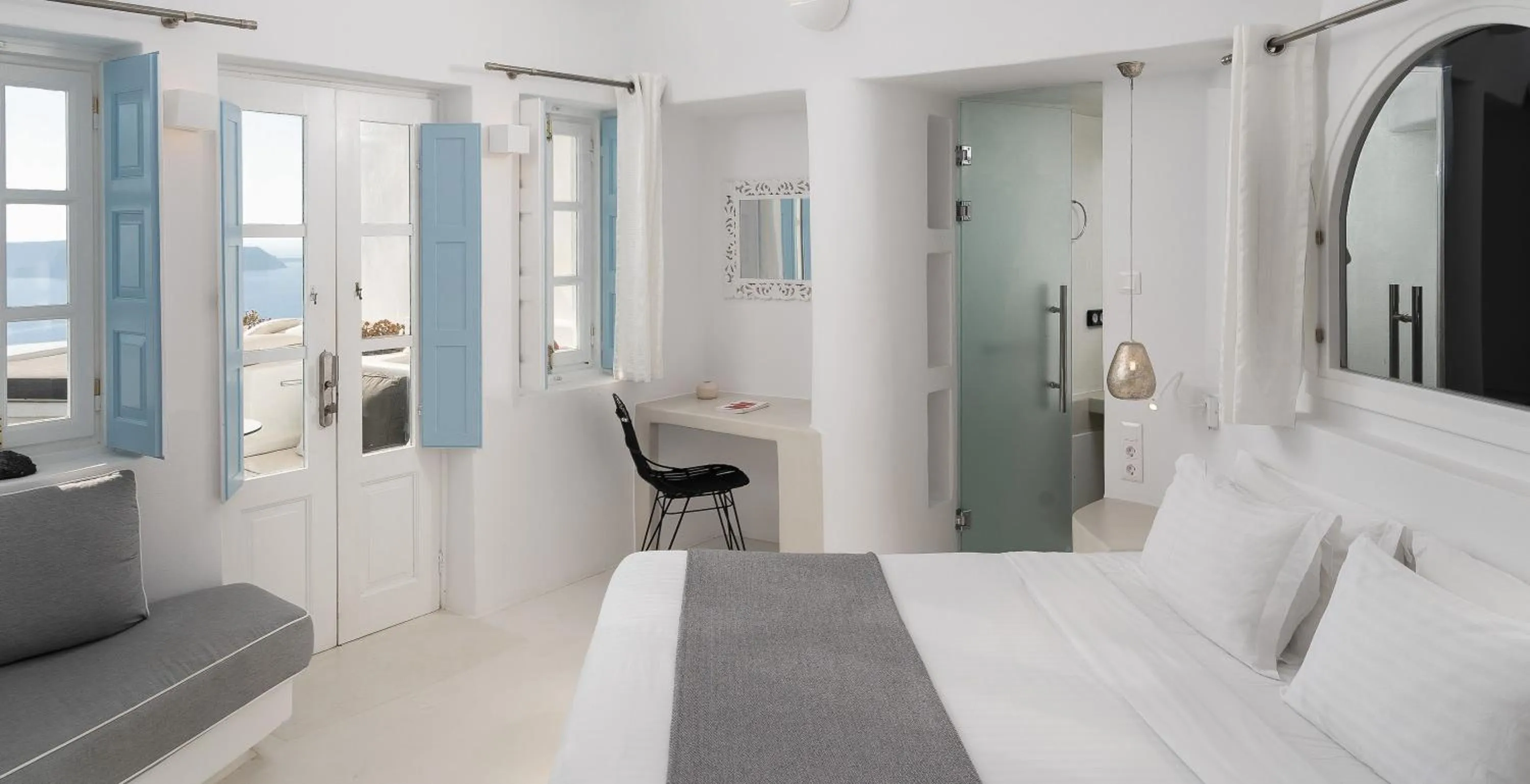 Bed in Dana Villas & Infinity Suites