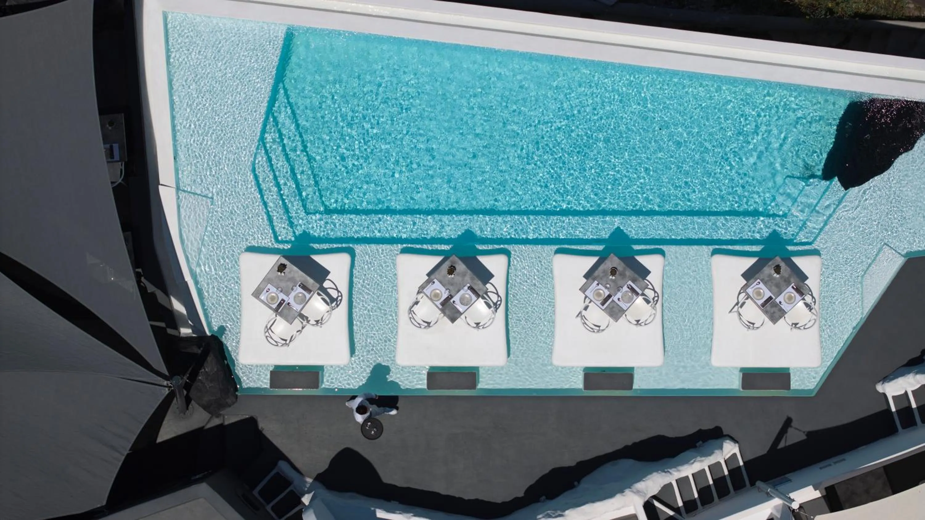 Restaurant/places to eat in Dana Villas & Infinity Suites