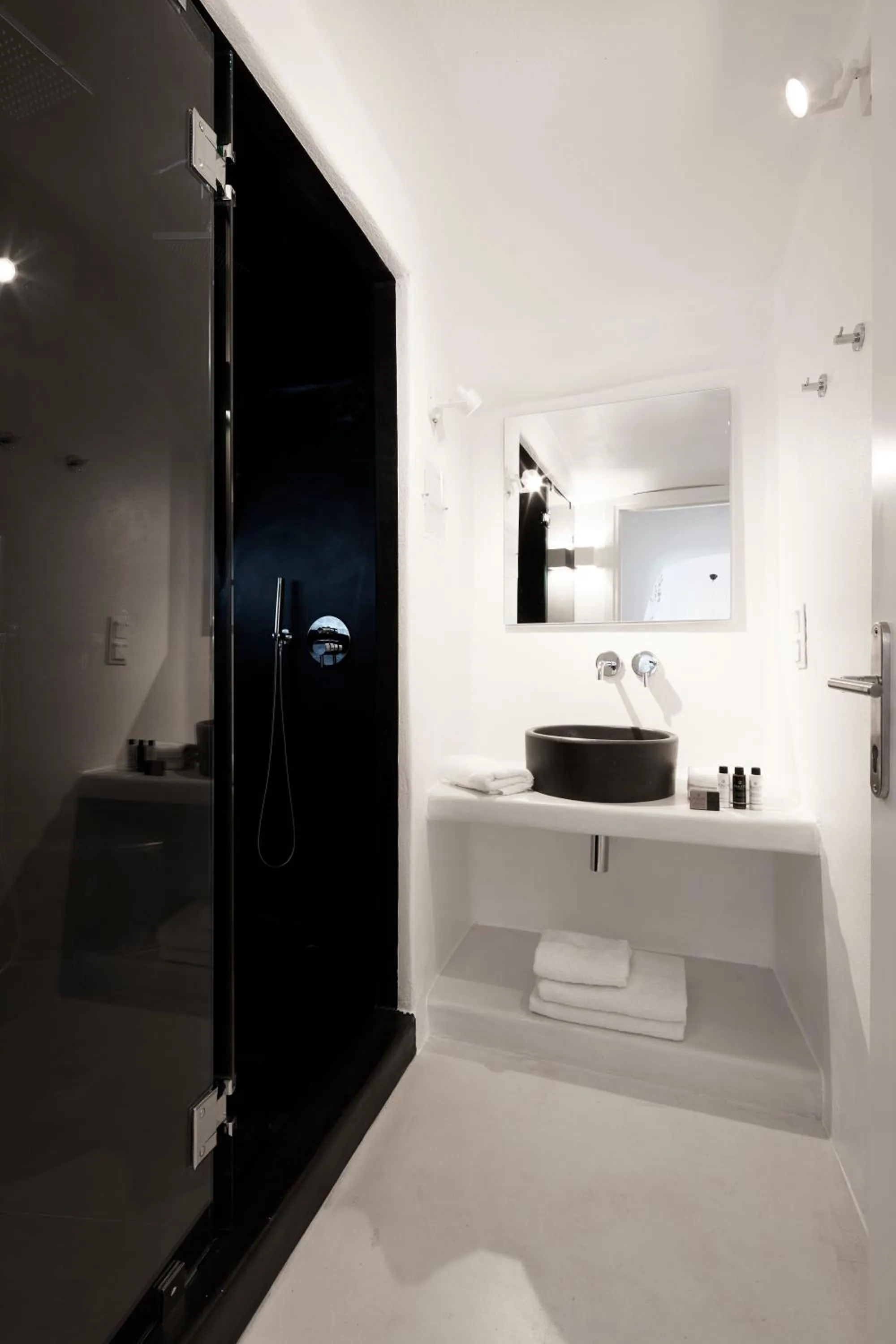 Bathroom in Dana Villas & Infinity Suites